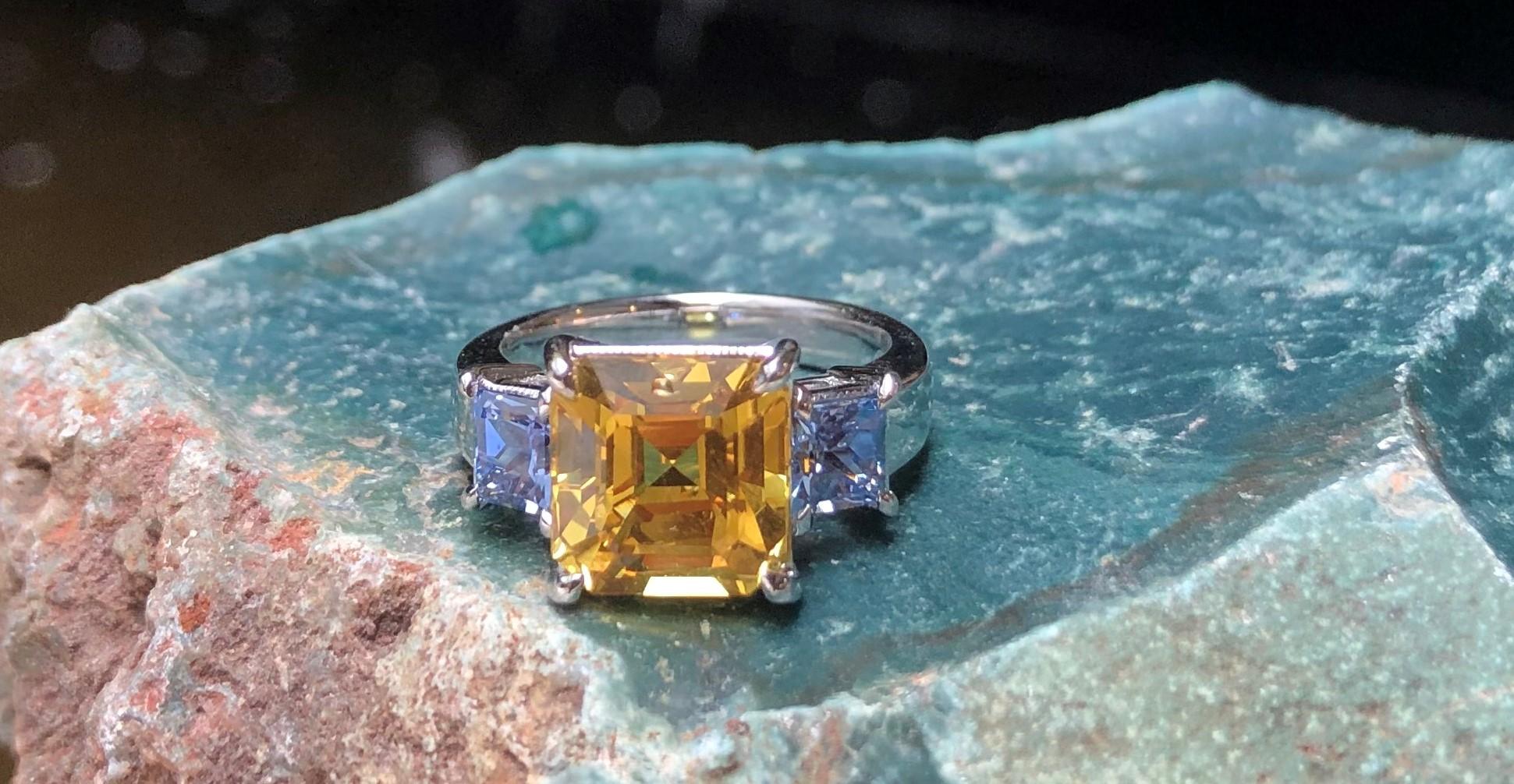Yellow Sapphire with Blue Sapphire Ring Set in 18 Karat White Gold Settings For Sale 6