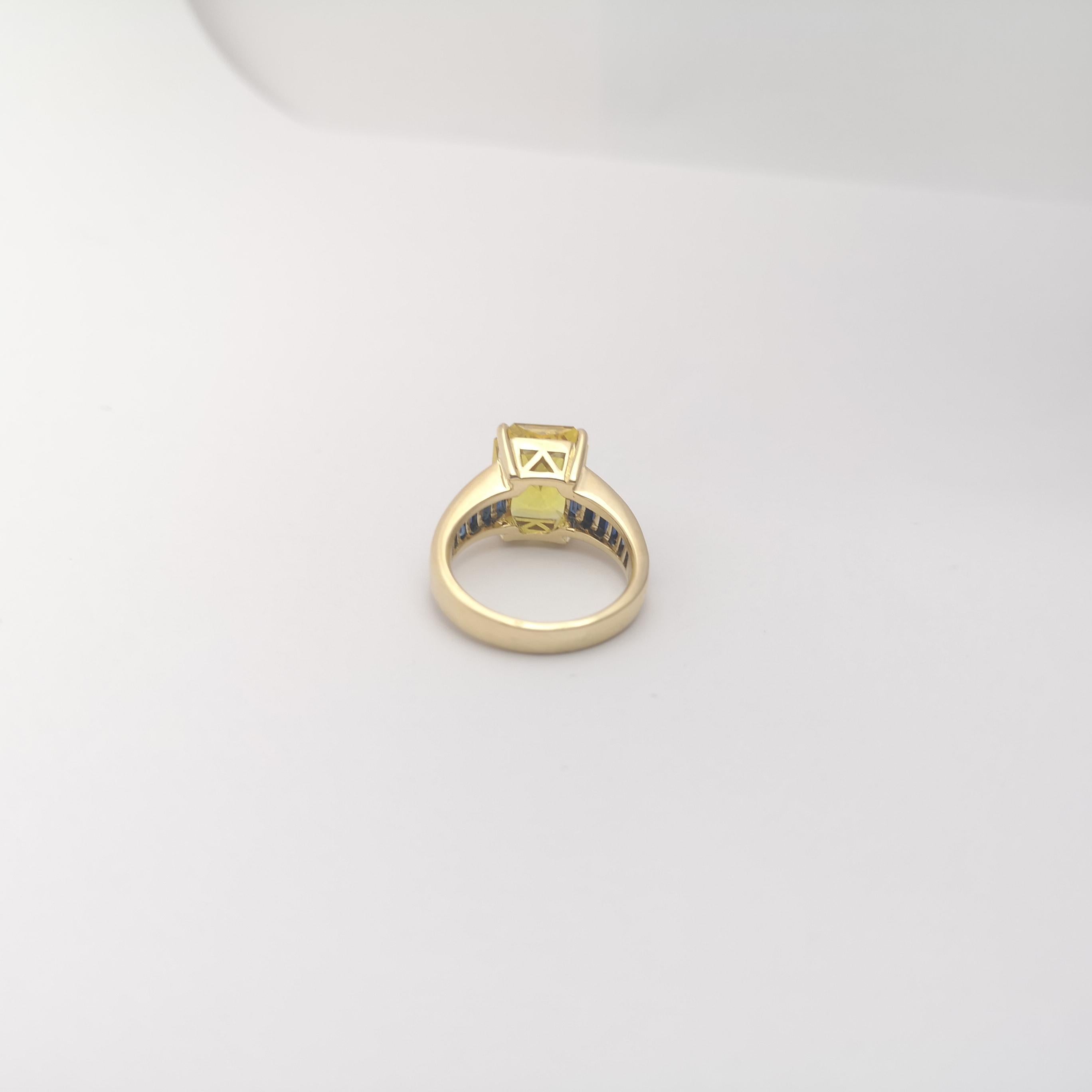 Bague en or 18 carats avec saphir jaune et saphir bleu en vente 1