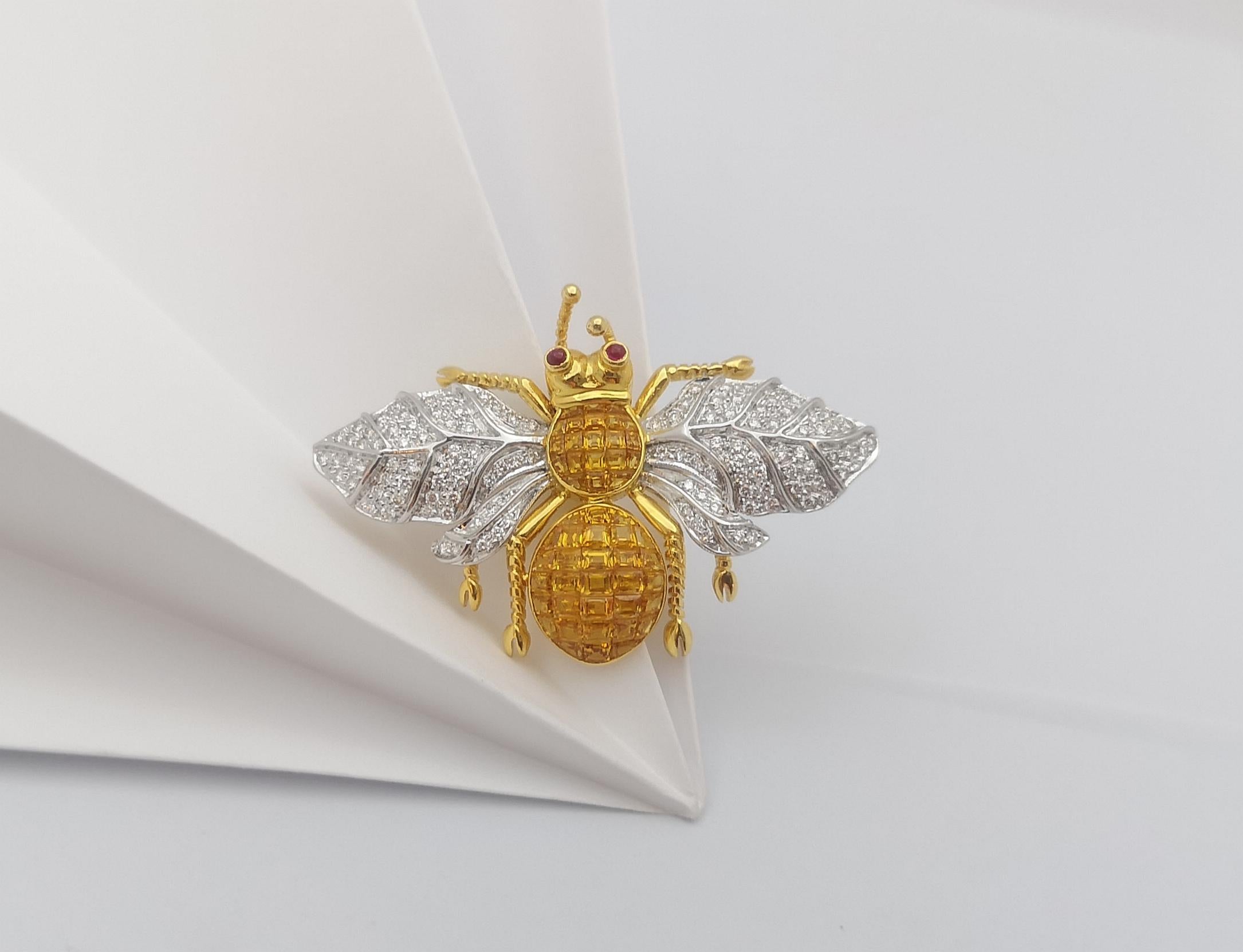 Yellow Sapphire with Diamond Bee Brooch Set in 18 Karat Gold Settings For Sale 6