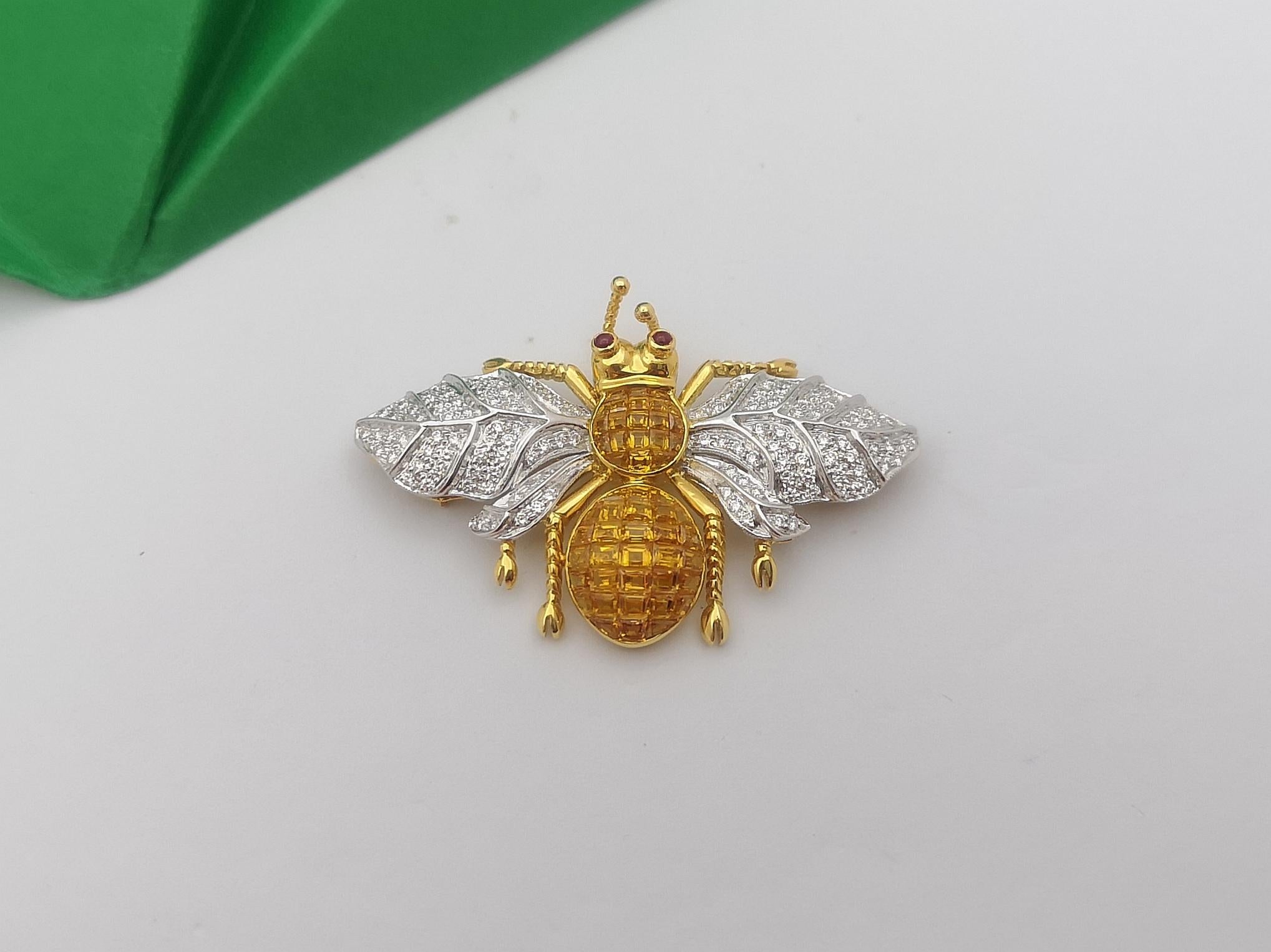 Yellow Sapphire with Diamond Bee Brooch Set in 18 Karat Gold Settings For Sale 3
