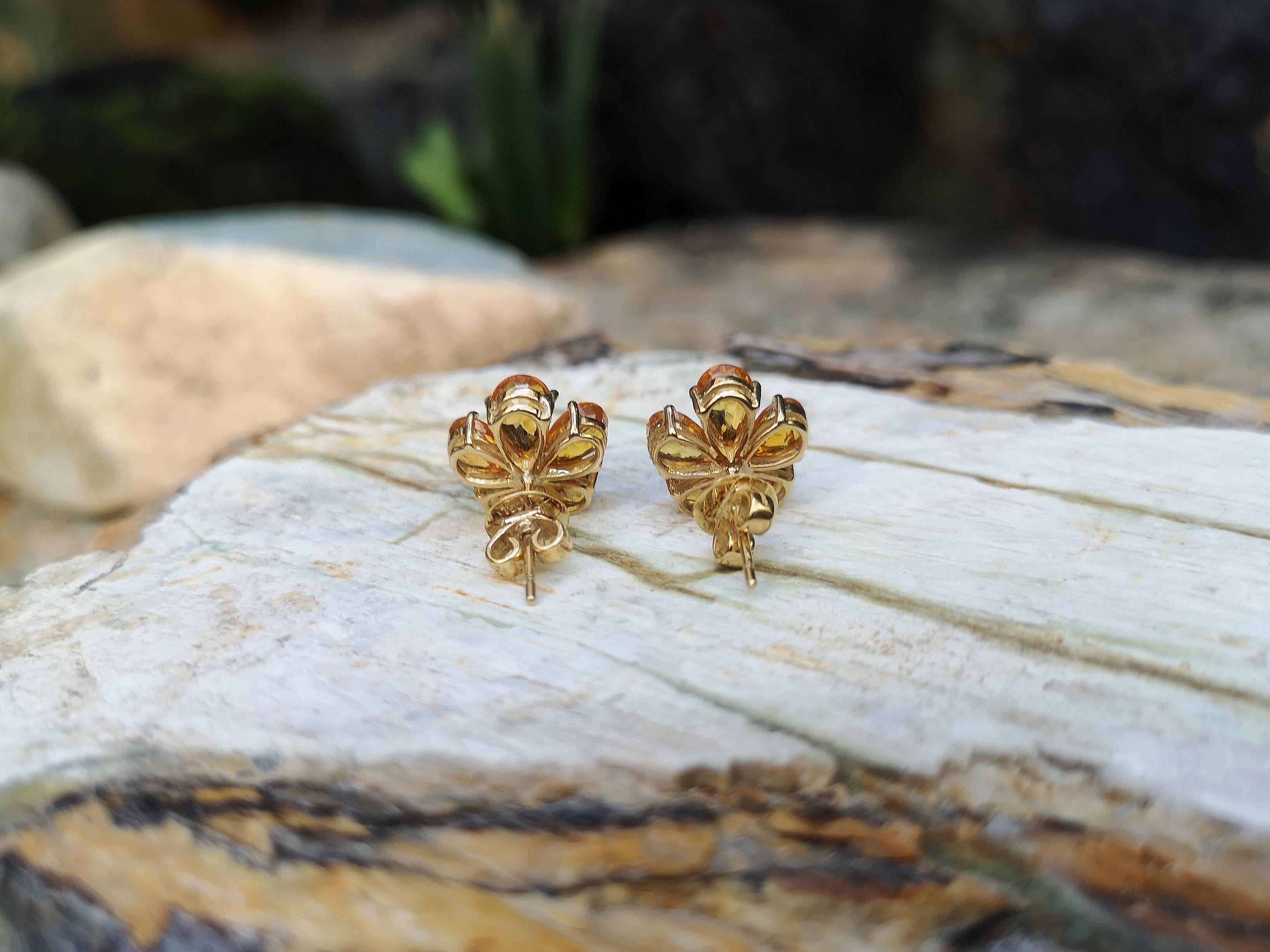 Yellow Sapphire with Diamond Earrings Set in 18 Karat Gold Settings In New Condition For Sale In Bangkok, TH