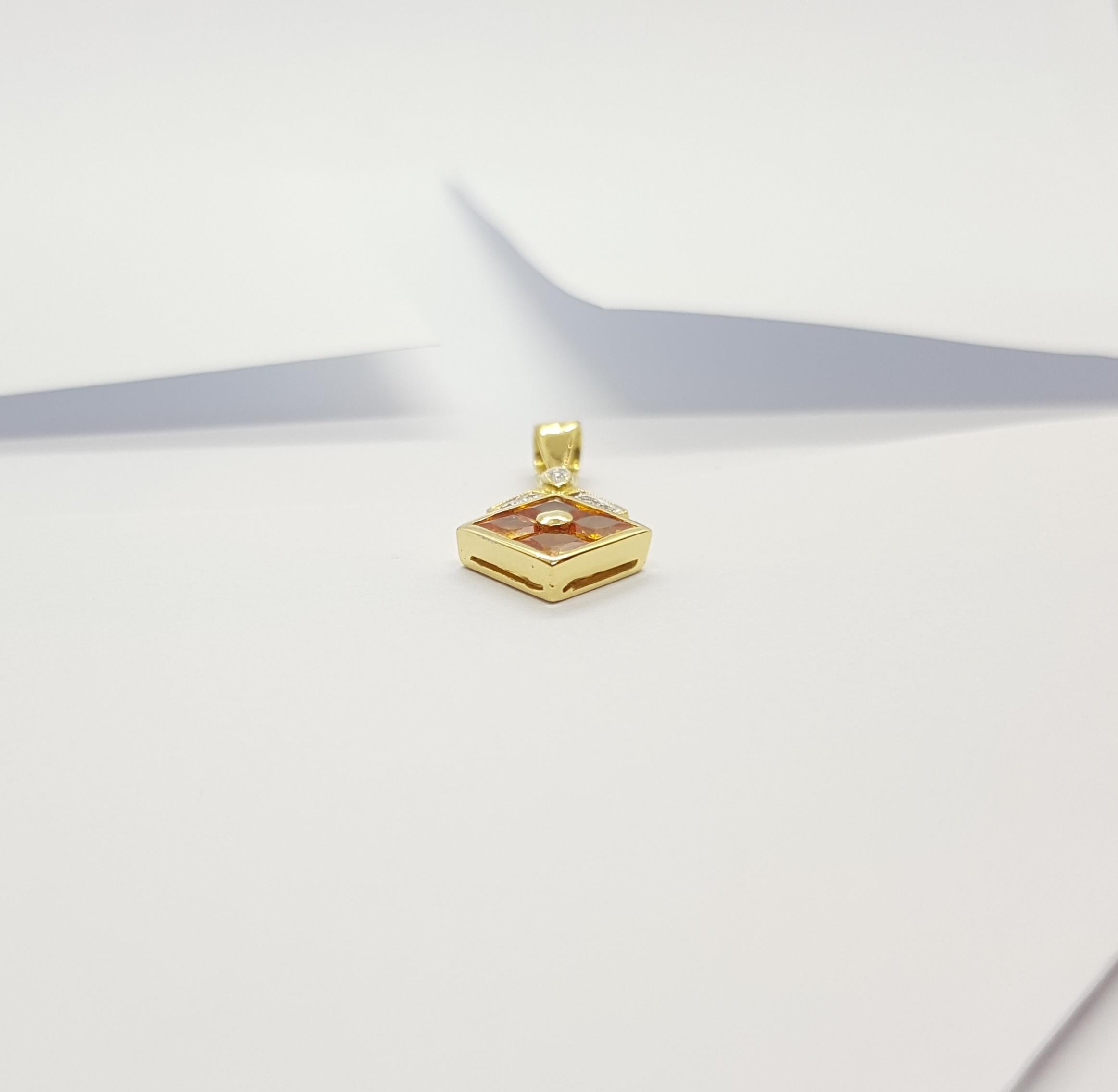 Pendentif en or 18 carats serti d'un saphir jaune et de diamants Pour femmes en vente