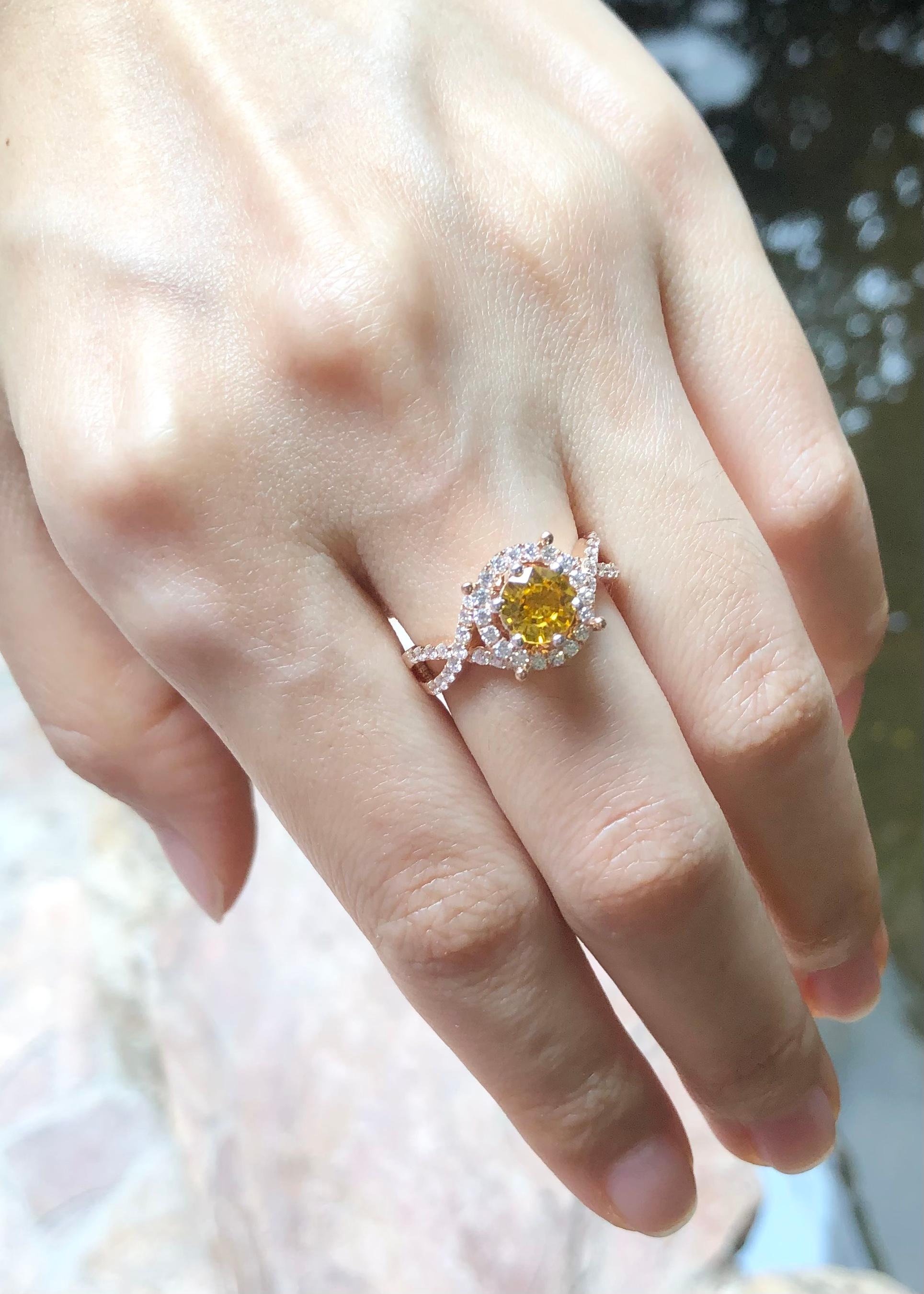Yellow Sapphire 1.02 carats with Diamond 0.47 carat Ring set in 18 Karat Rose Gold Settings

Width:  1.9 cm 
Length: 1.9 cm
Ring Size: 53
Total Weight: 5.64 grams

Yellow Sapphire 
Width:  0.7 cm 
Length: 0.7 cm


