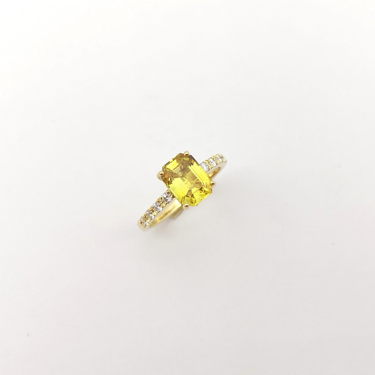 Yellow Sapphire with Diamond Ring set in 18K Gold Setting For Sale 9