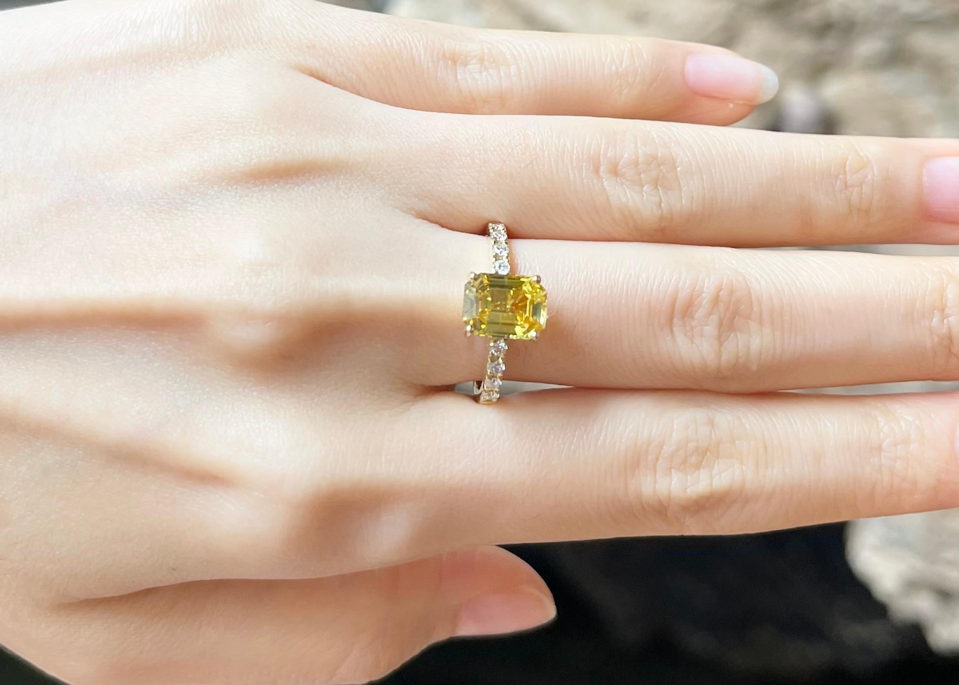 Contemporary Yellow Sapphire with Diamond Ring set in 18K Gold Setting For Sale