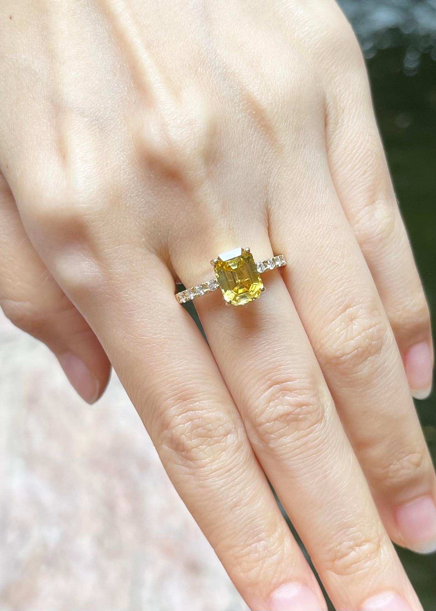 Emerald Cut Yellow Sapphire with Diamond Ring set in 18K Gold Setting For Sale