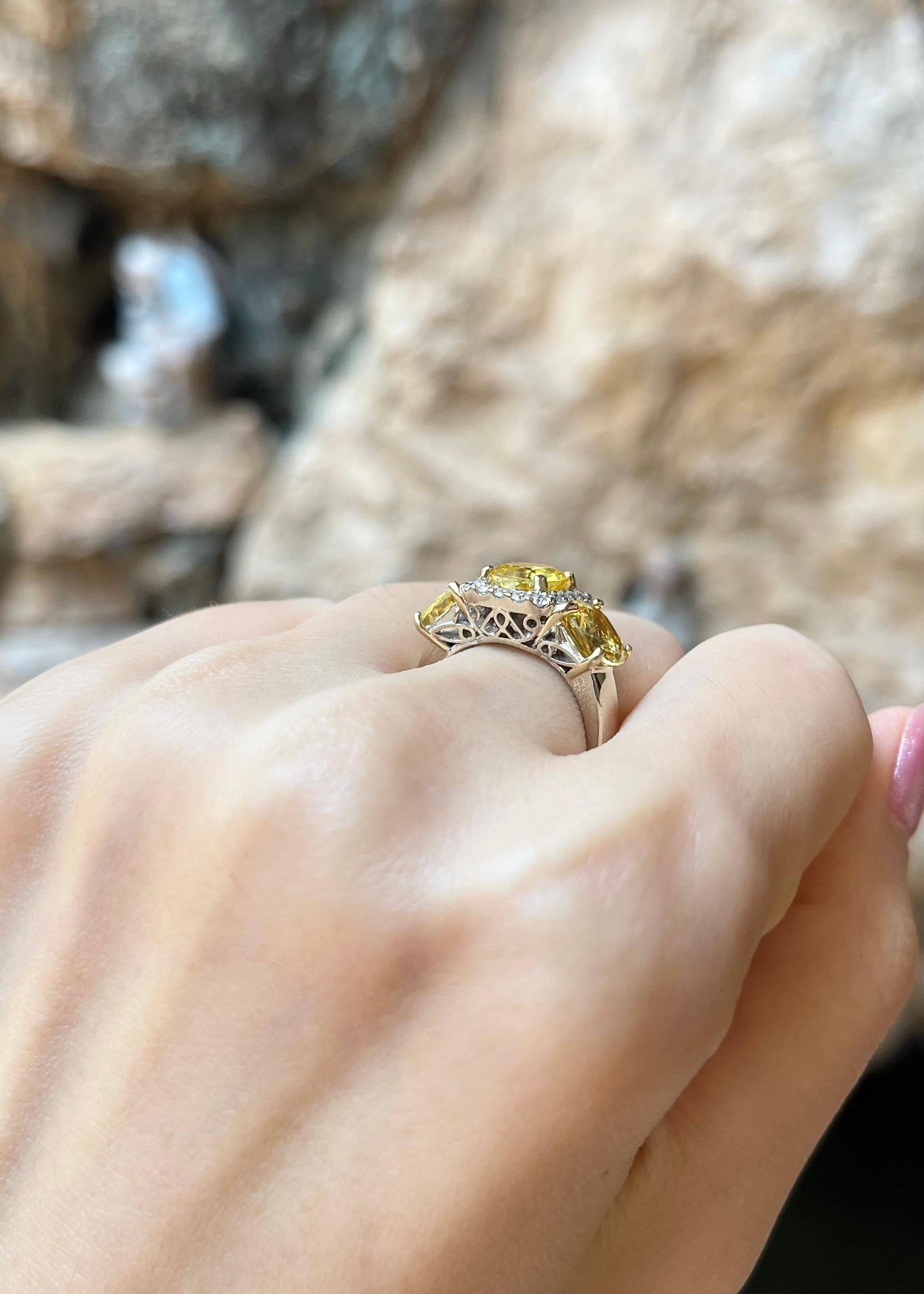 Women's Yellow Sapphire with Diamond Ring set in 18K Gold Setting For Sale