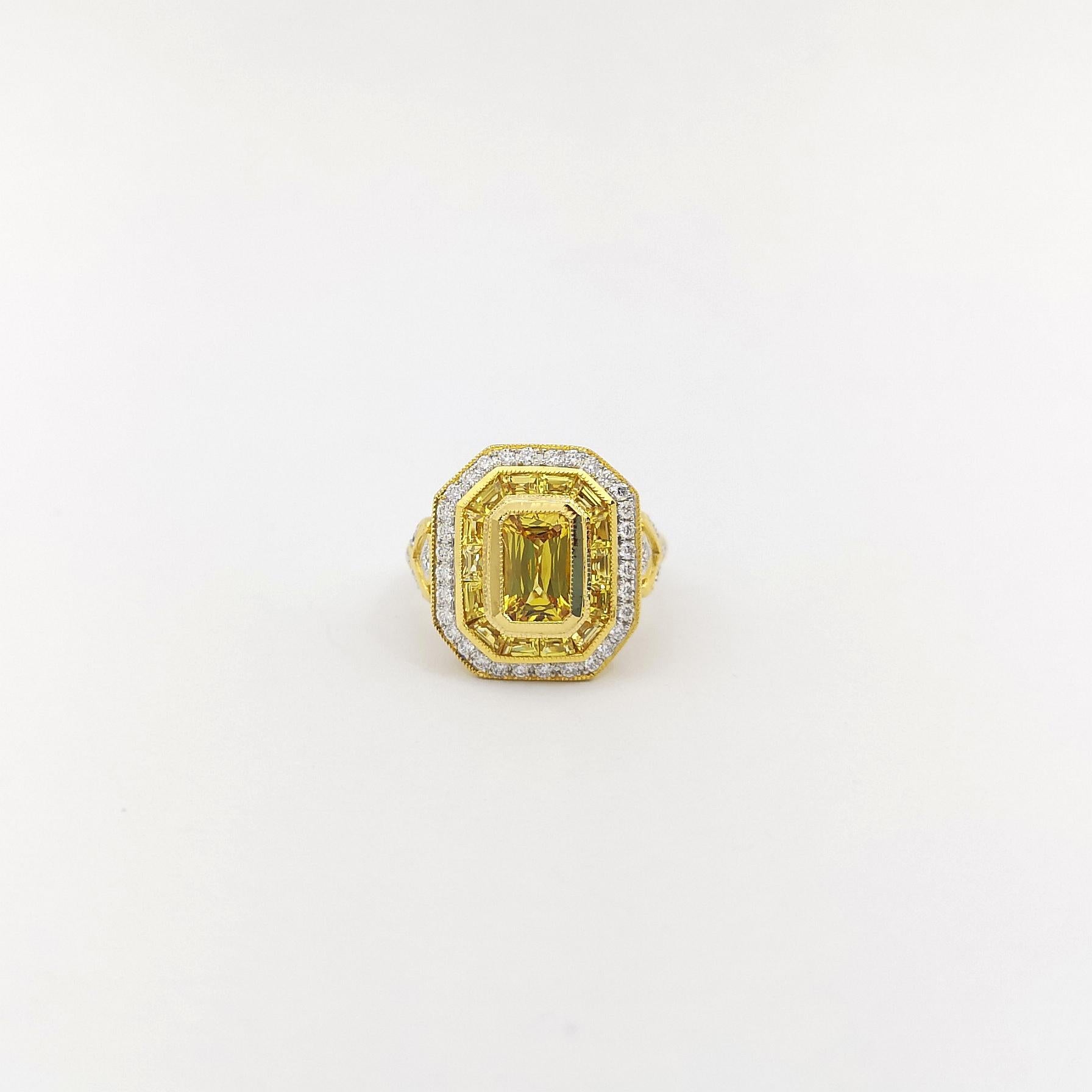 Gelber Saphir mit Diamantring in 18 Karat Gold gefasst im Angebot 2