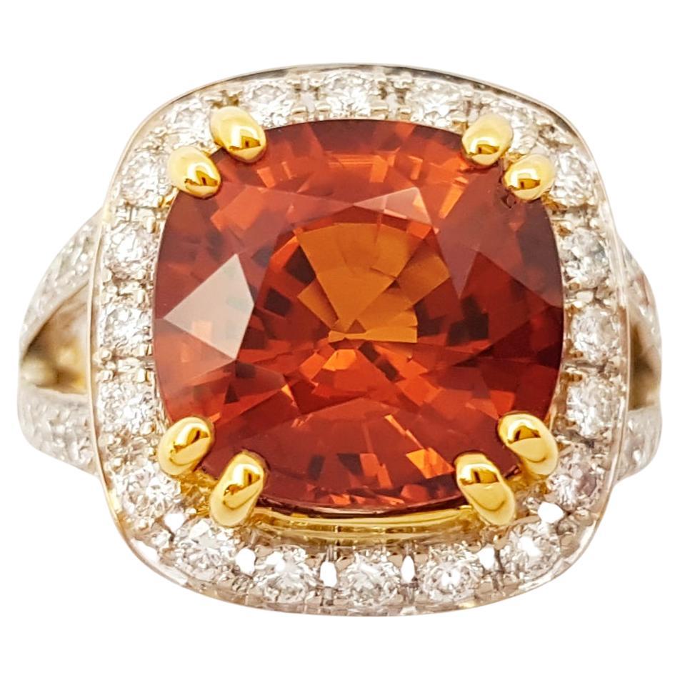 Yellow Sapphire with Diamond Ring set in 18K Gold Settings