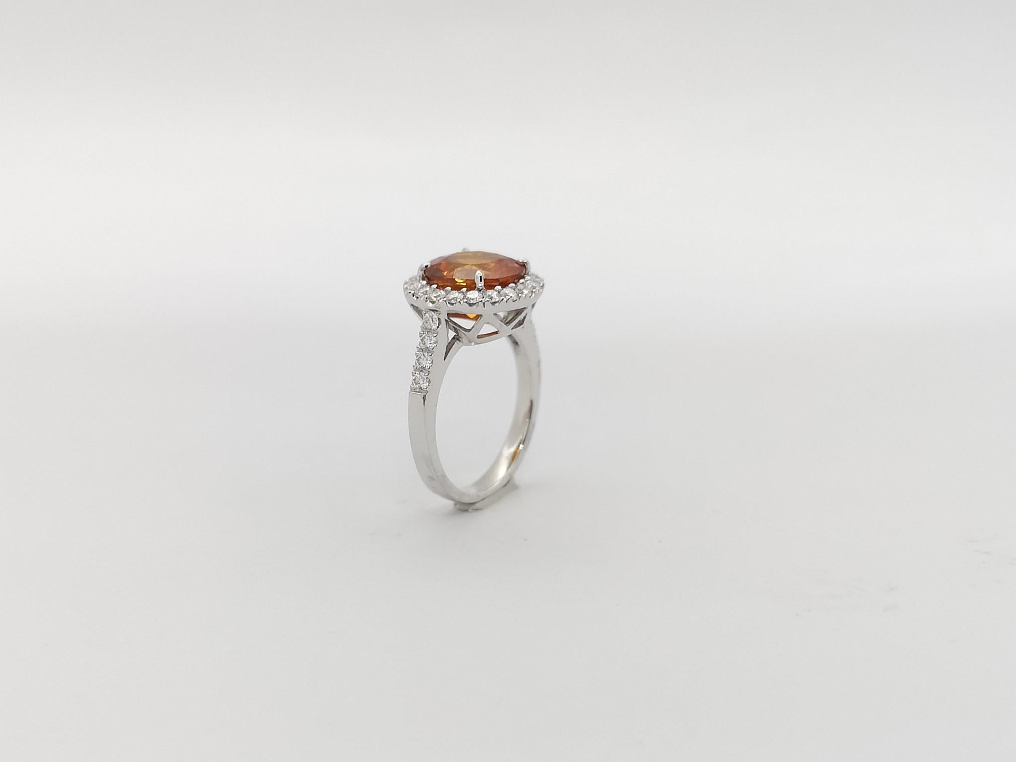 Bague en saphir jaune et diamant sertie d'or blanc 18K en vente 10