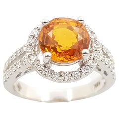 Yellow Sapphire with Diamond Ring Set in 18k White Gold Settings