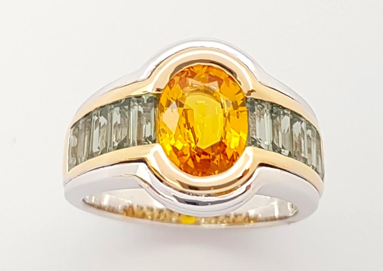 Bague en or jaune/blanc 18 carats sertie de saphirs jaunes et de saphirs verts en vente 1