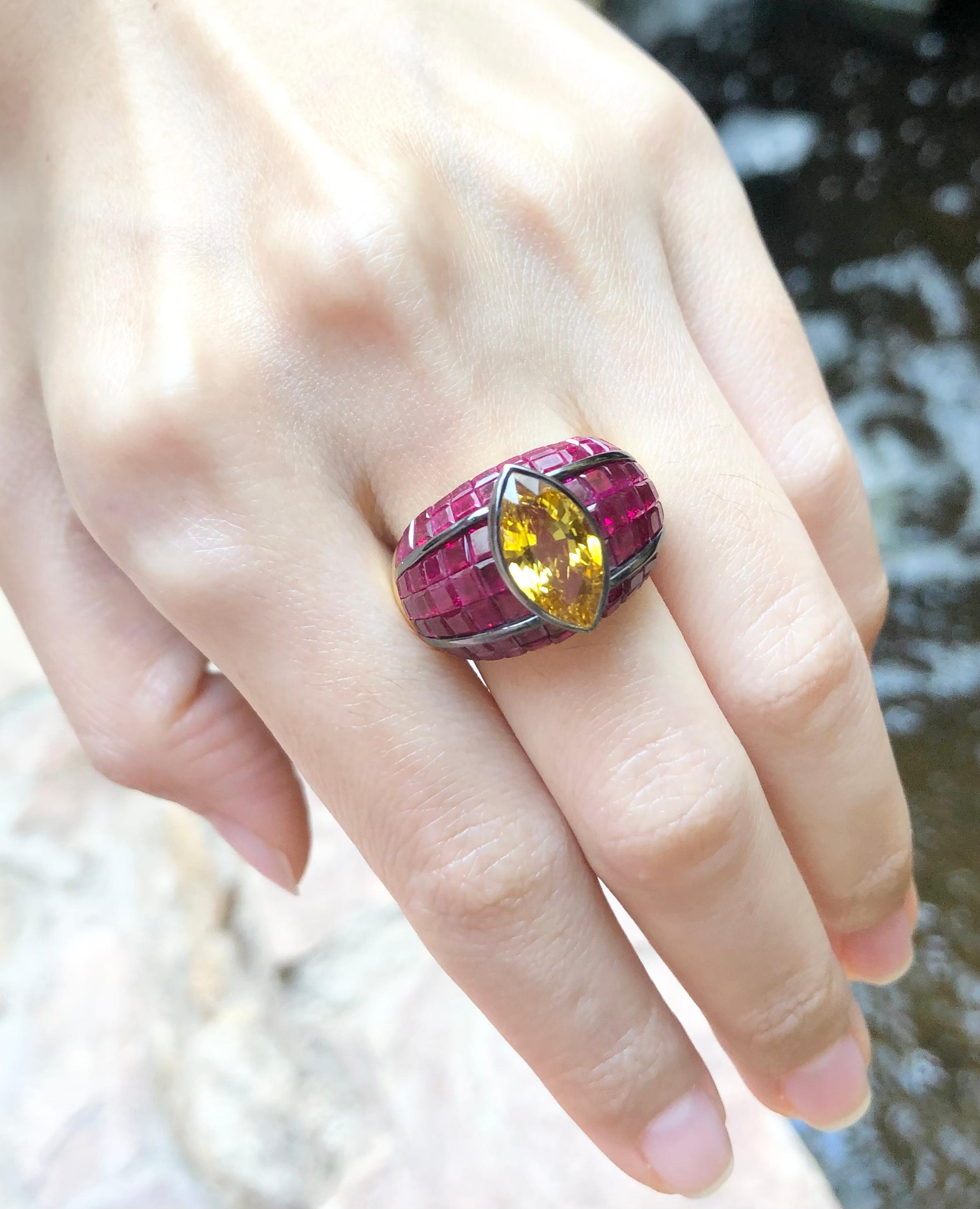 Mixed Cut Yellow Sapphire with Ruby Ring Set in 18 Karat Gold Settings For Sale