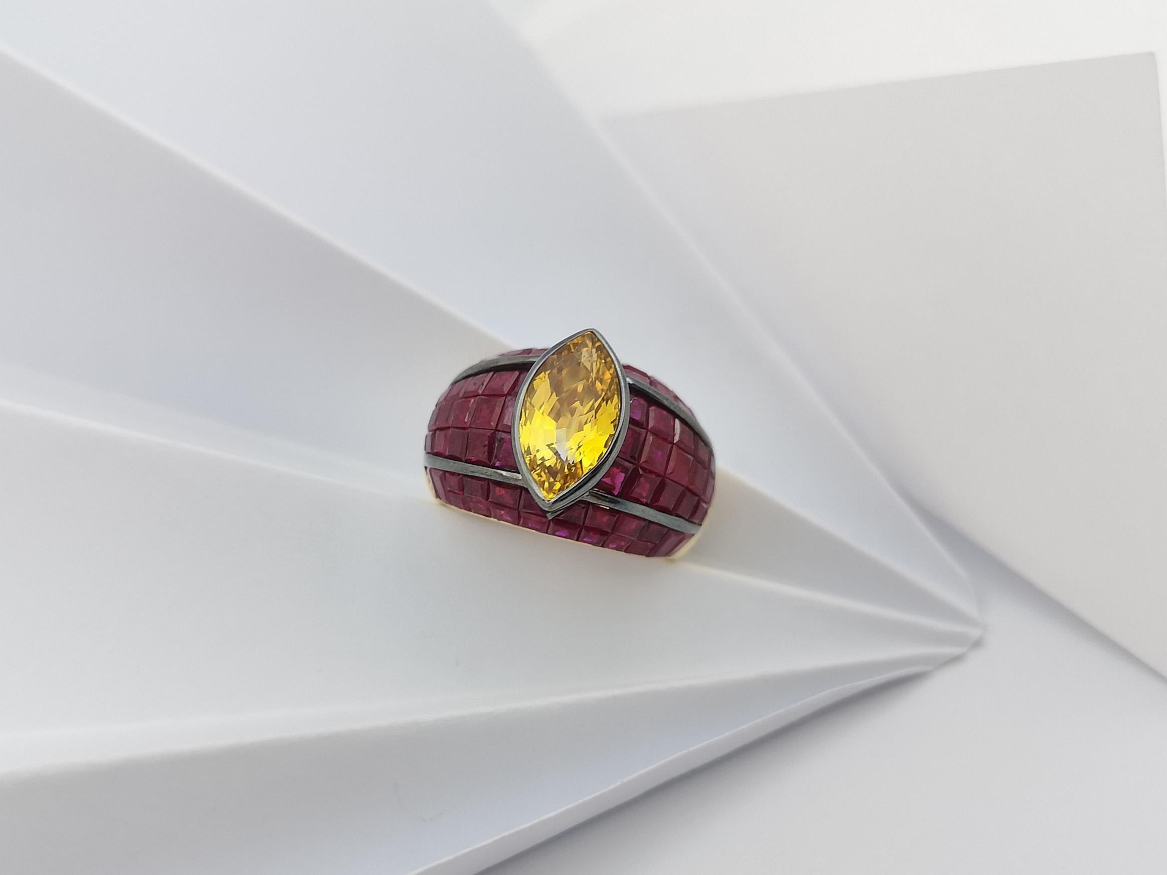 Women's Yellow Sapphire with Ruby Ring Set in 18 Karat Gold Settings For Sale