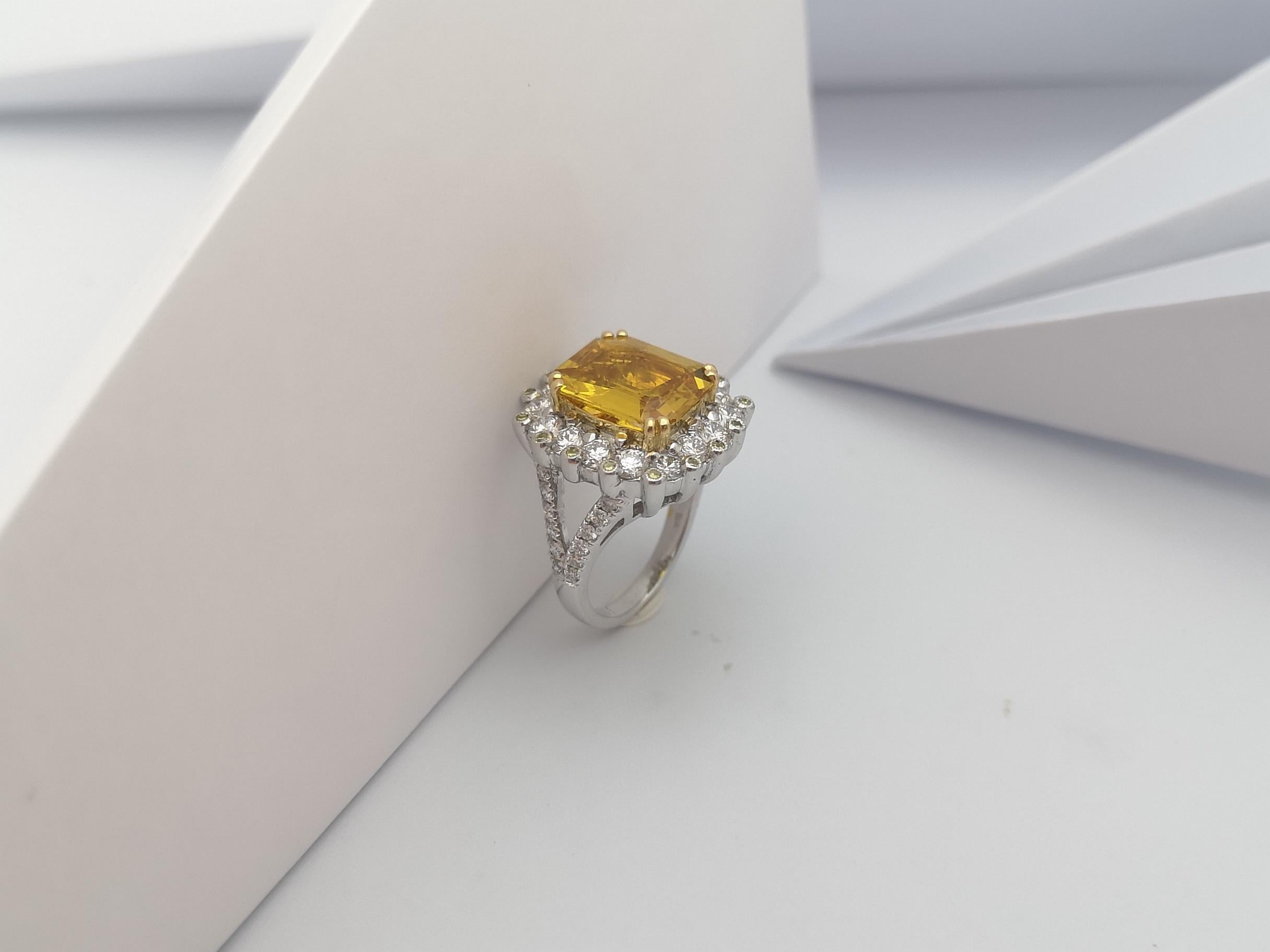 Yellow Sapphire with Yellow Diamond and Diamond Ring Set in 18 Karat White Gold For Sale 9