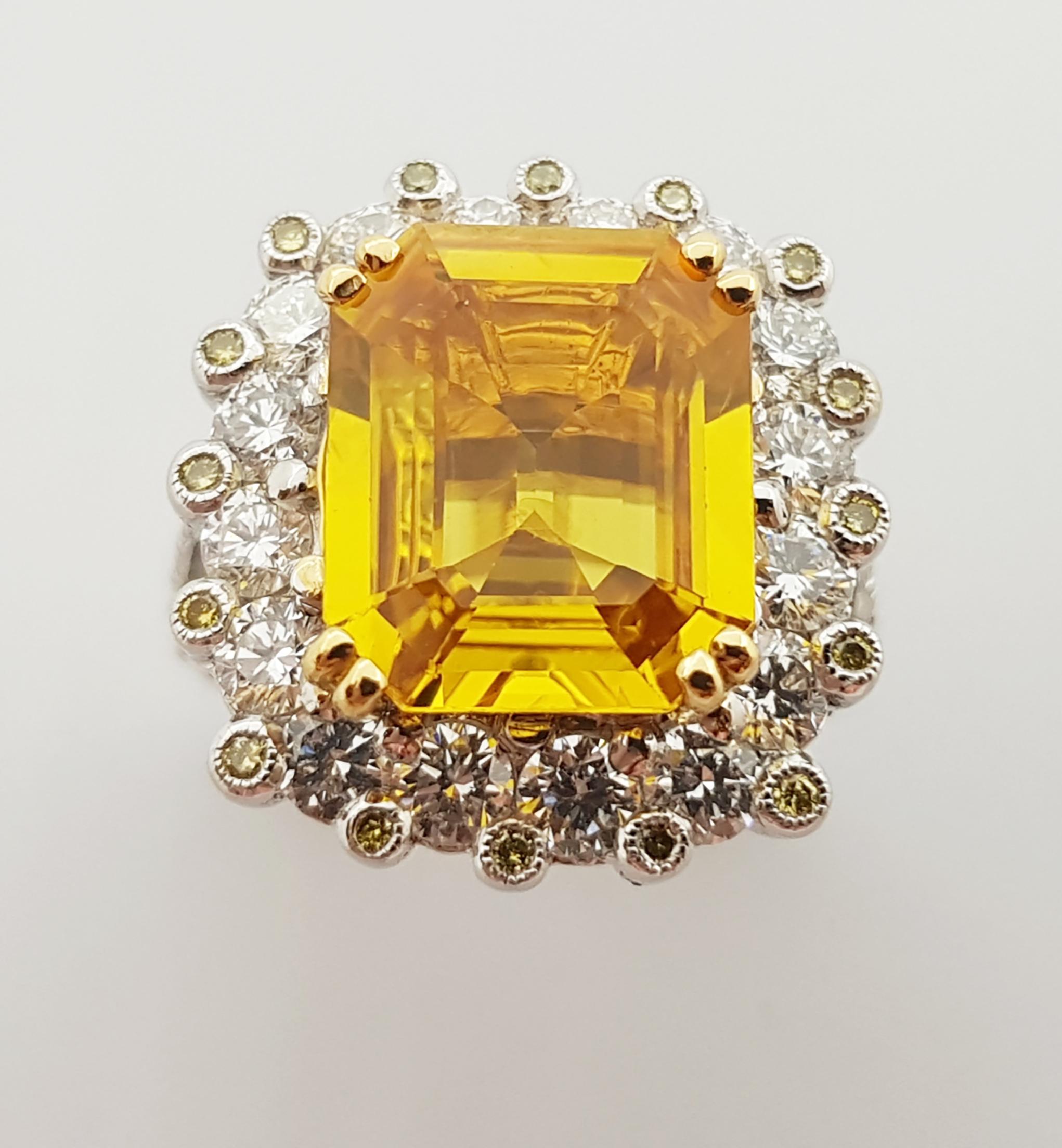 Yellow Sapphire with Yellow Diamond and Diamond Ring Set in 18 Karat White Gold For Sale 2