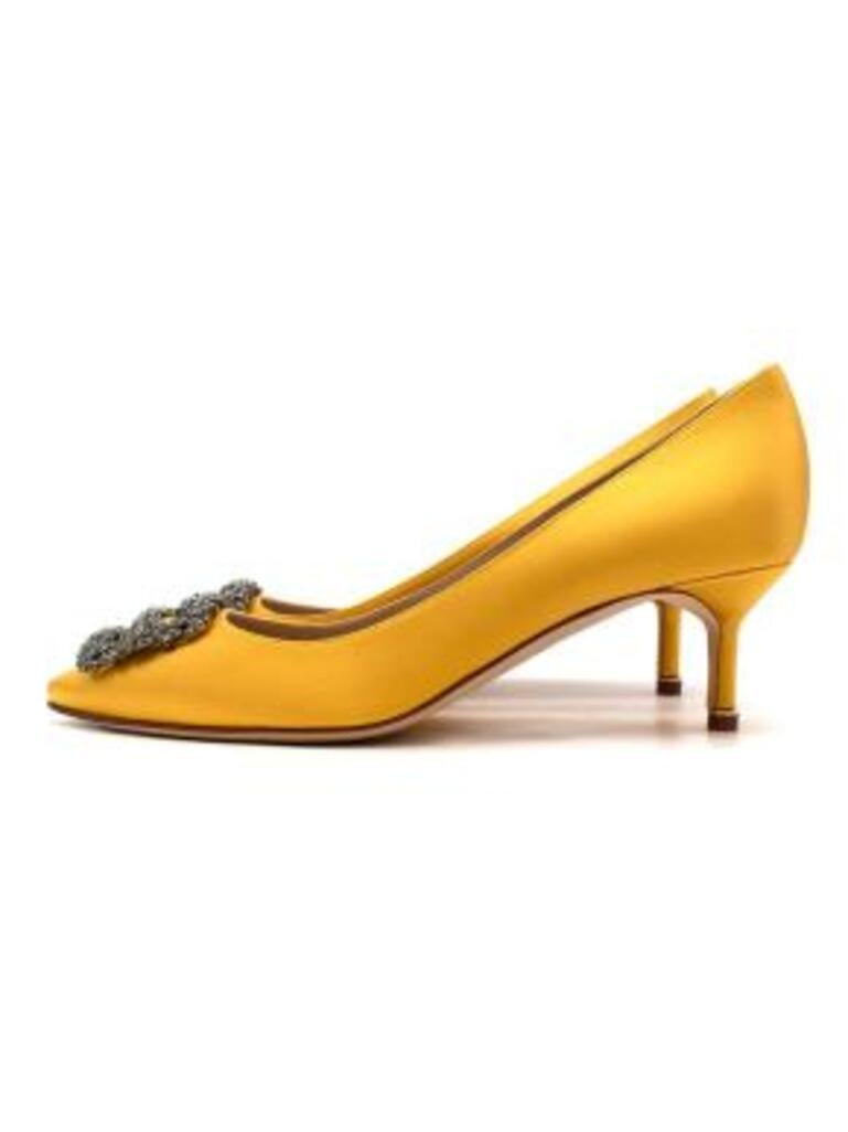 hangisi white satin pumps