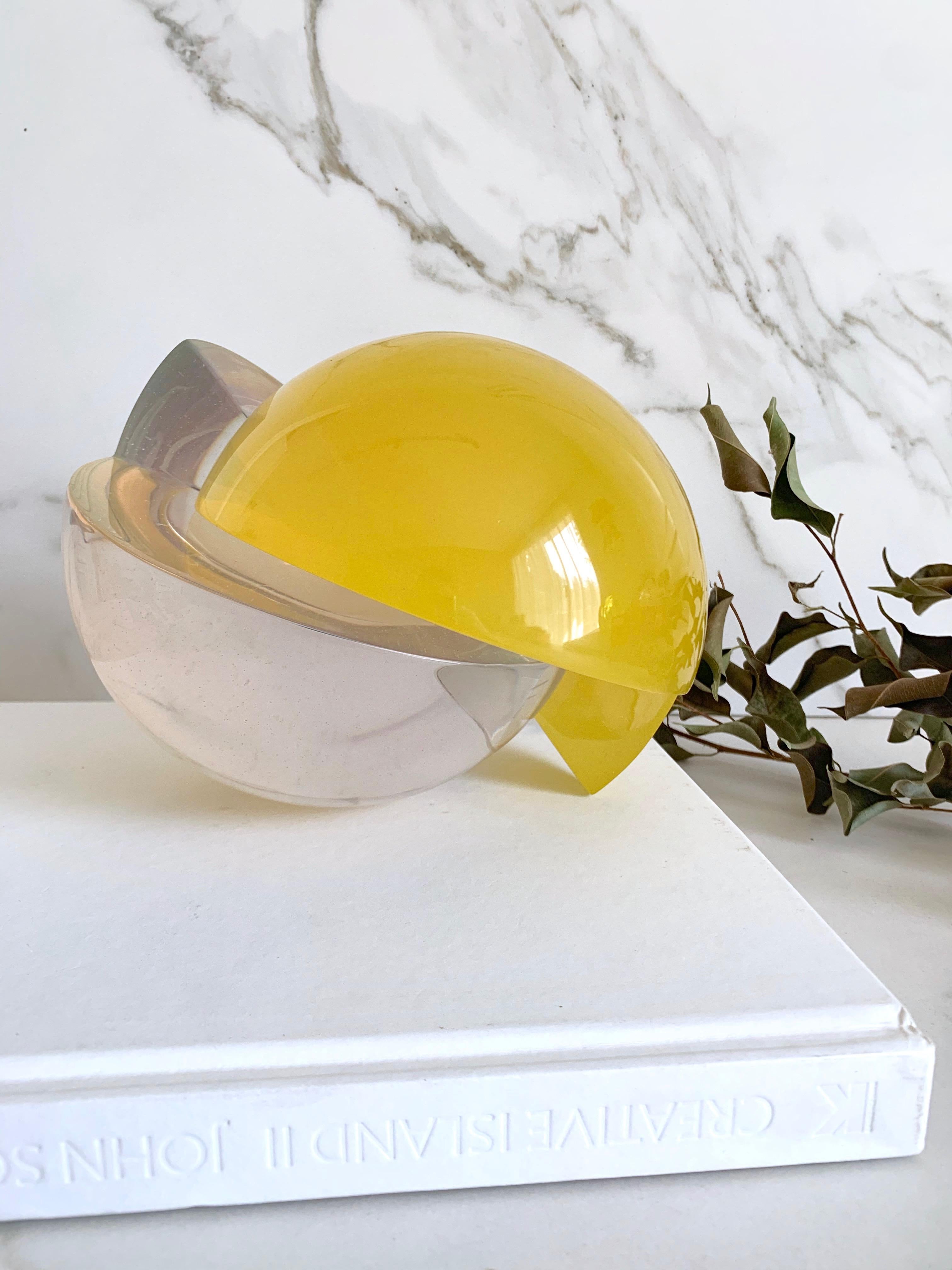 Yellow Semi Sphere Sculpture in Polished Resin by Paola Valle In New Condition For Sale In Ciudad De México, MX