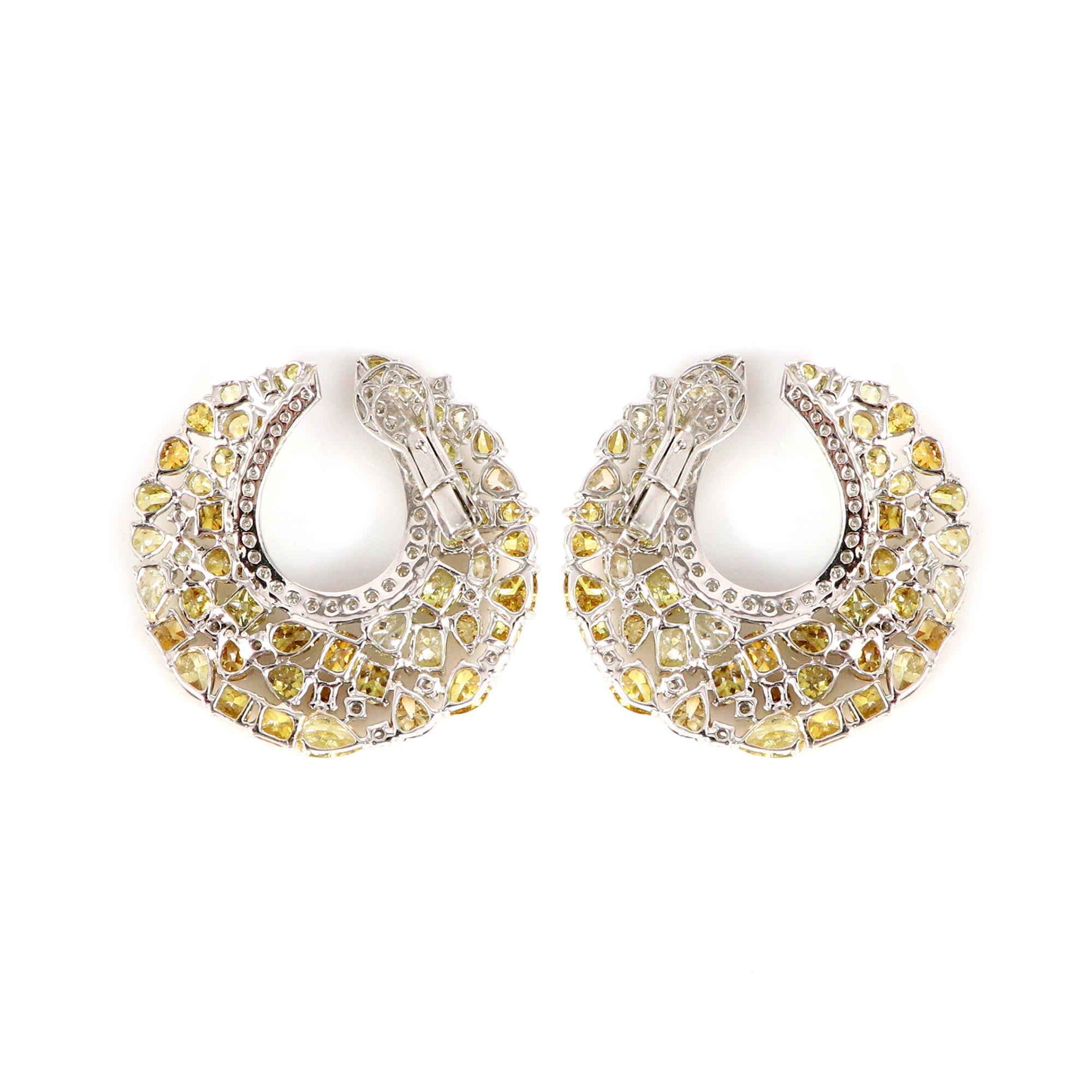 Brilliant Cut Yellow-Shade Diamond Earrings 0045 For Sale