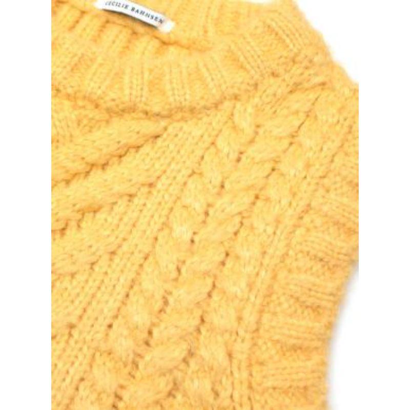 Yellow silk cable knit vest For Sale 1