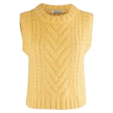 Yellow silk cable knit vest For Sale