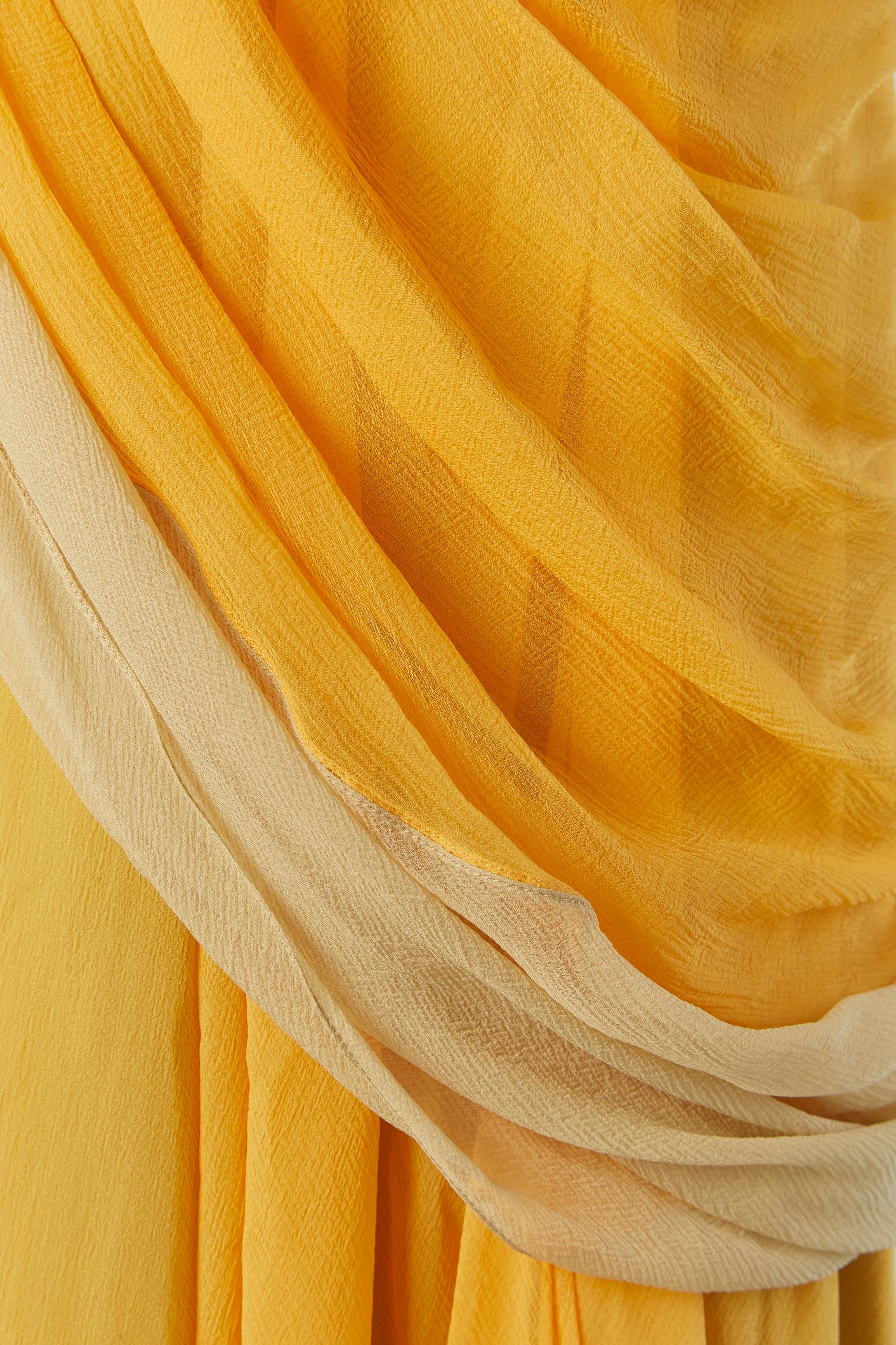 Abendbustierkleid aus gelbem Seidenchiffon Lorena Sarbu  Damen im Angebot