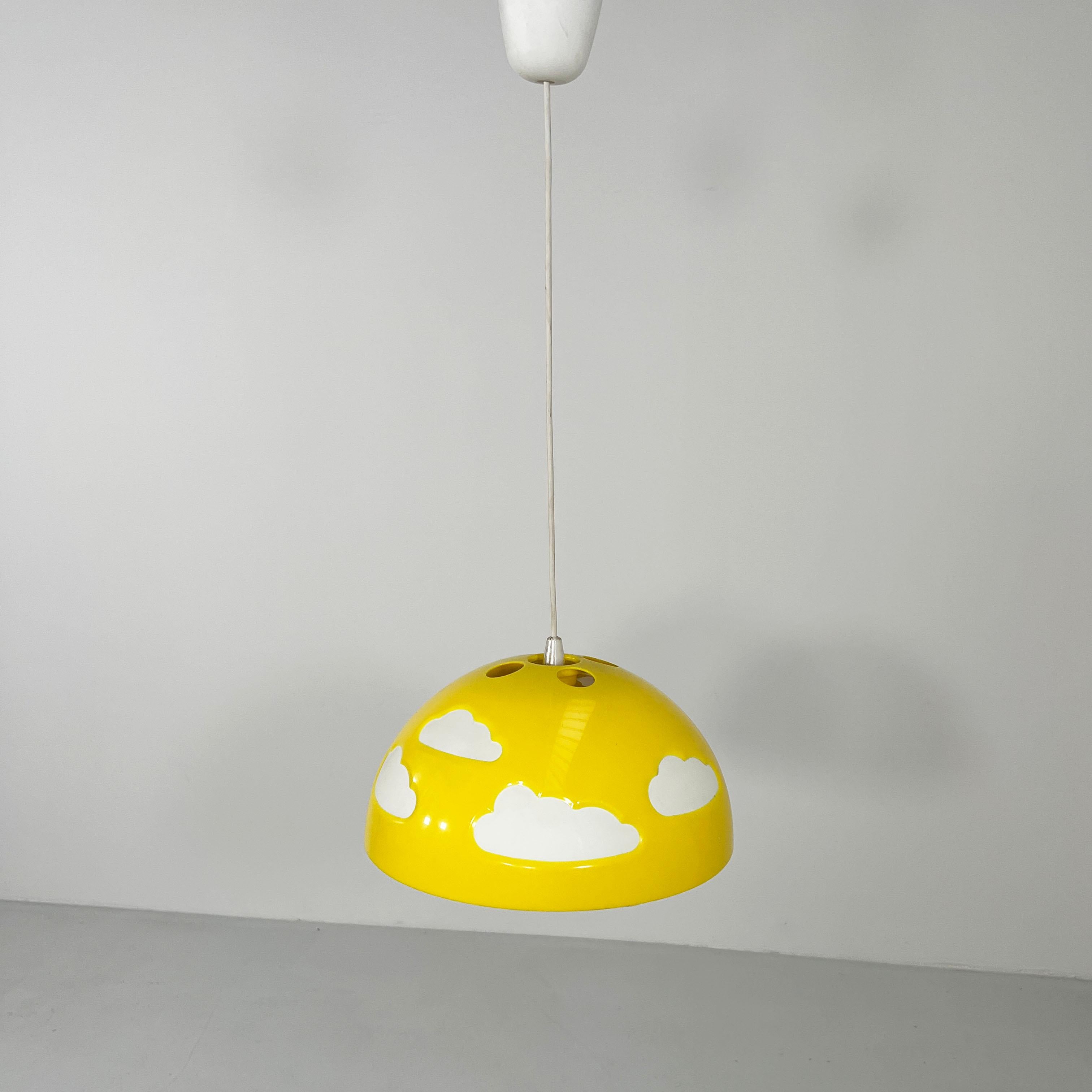 Yellow Skojig Cloud Pendant Lamp by Henrik Preutz for Ikea, 1990s In Good Condition In Ixelles, Bruxelles