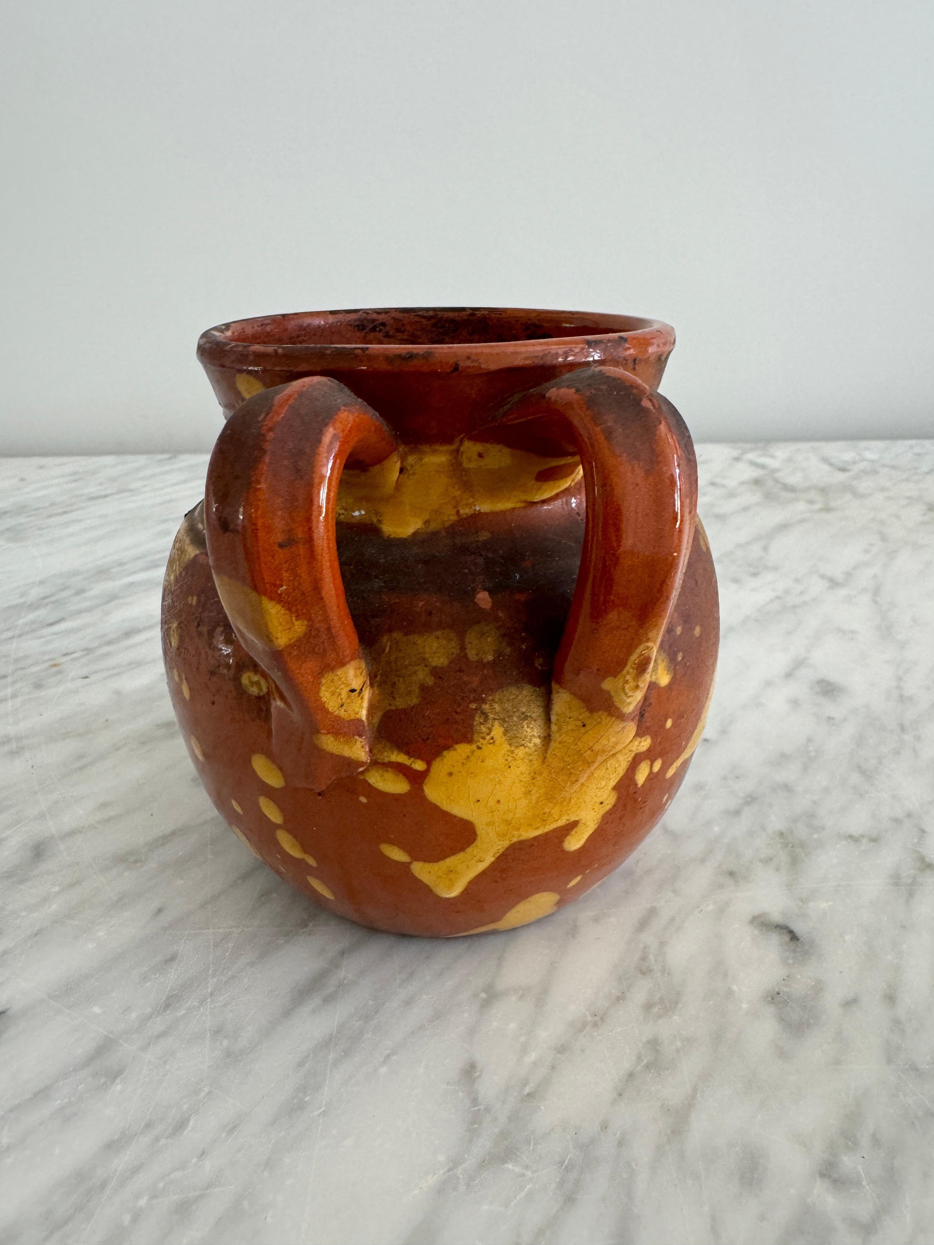 Terracotta Vasi di terracotta piccoli gialli Pignata in vendita