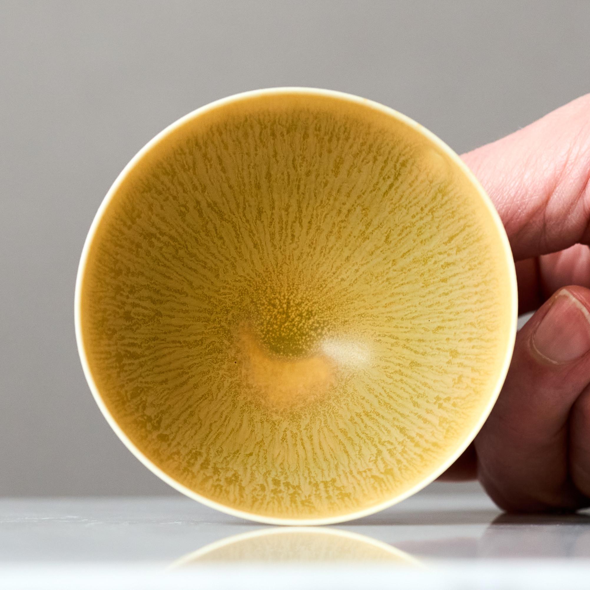 Swedish Yellow Stoneware Bowl by Berndt Friberg. Gustavsberg, Sweden, 1969. For Sale