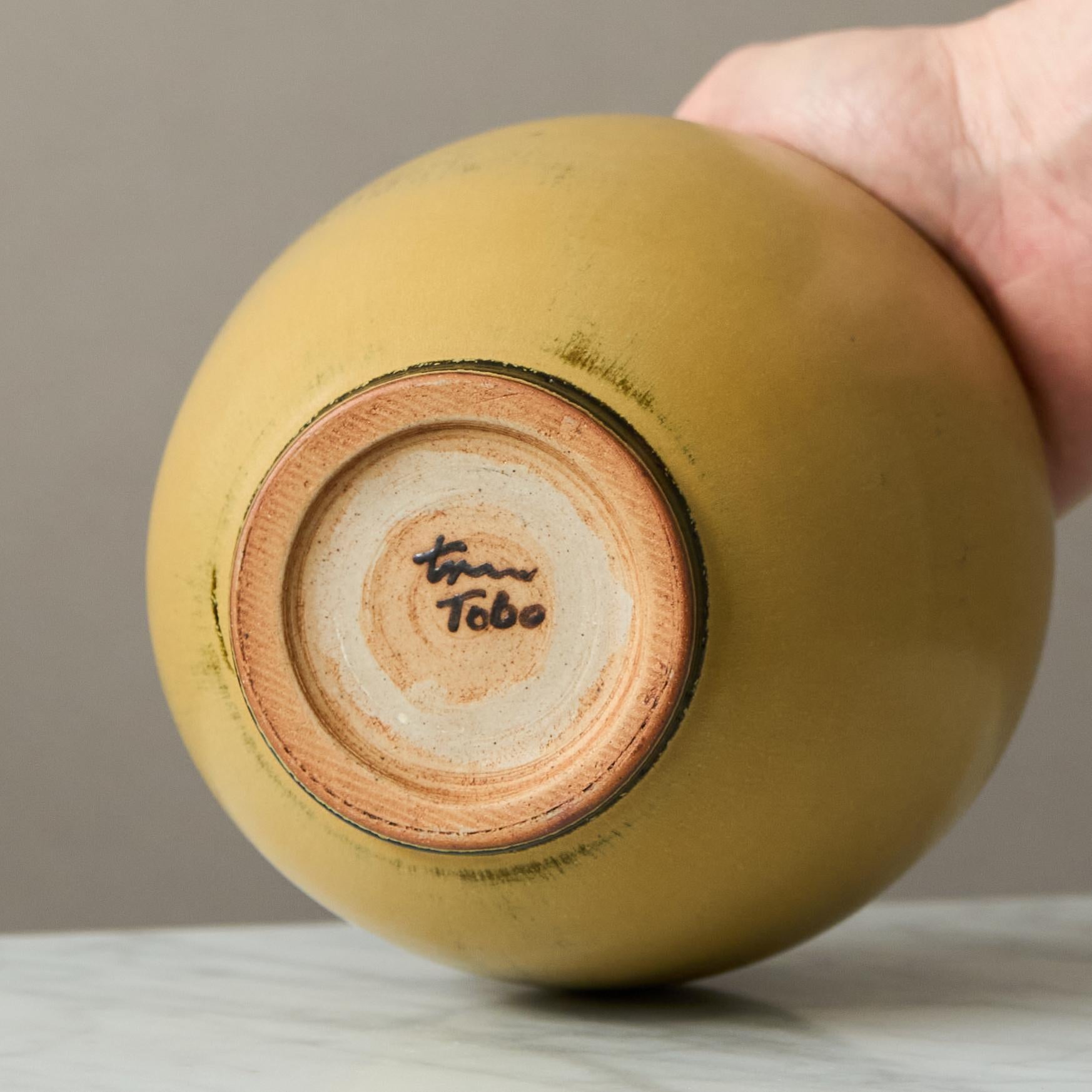 Yellow Stoneware Vase by Erich and Ingrid Triller for Tobo, Sweden, 1950s im Angebot 1