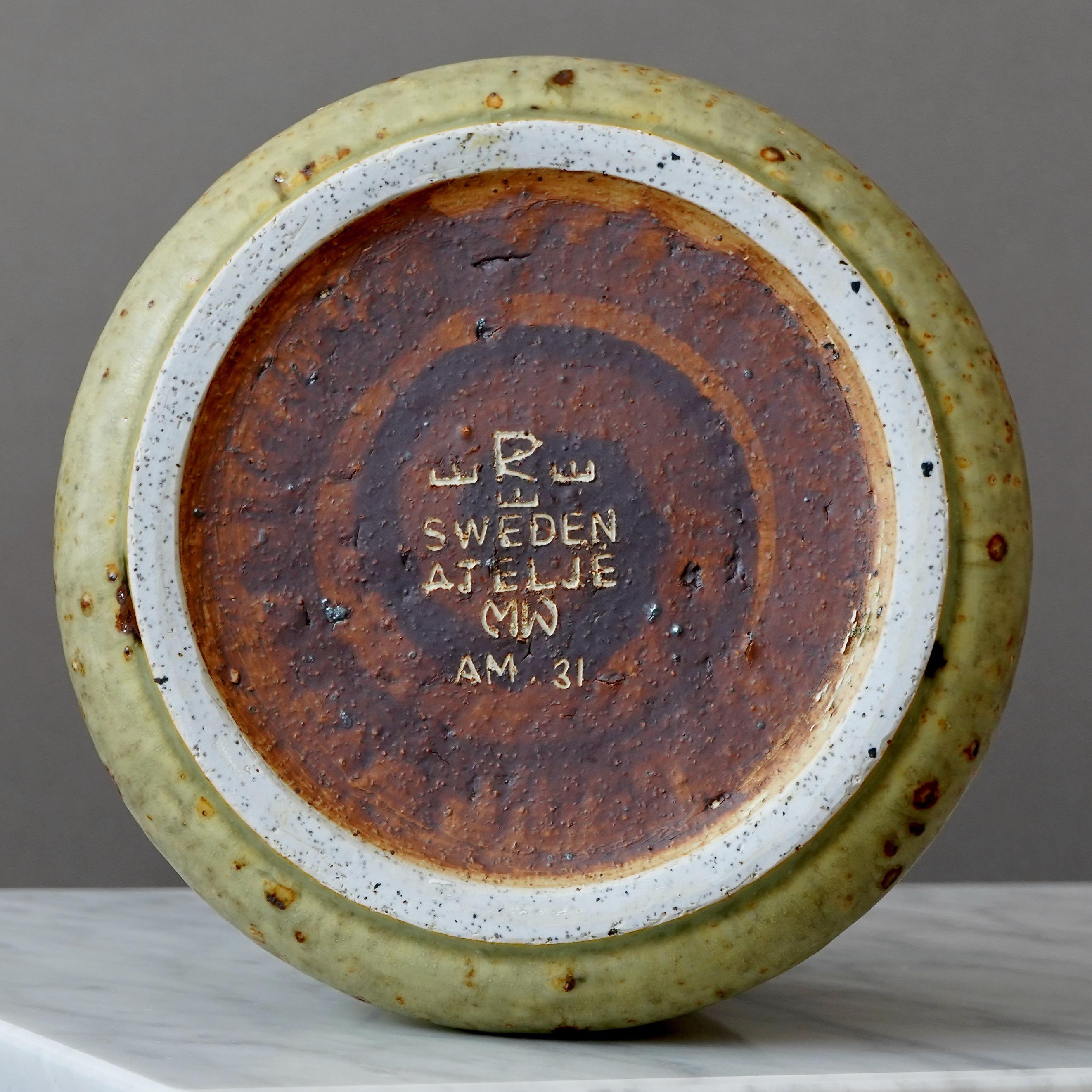 Vaso in gres giallo di Marianne Westman per Rorstrand, Svezia, anni '60 in vendita 1