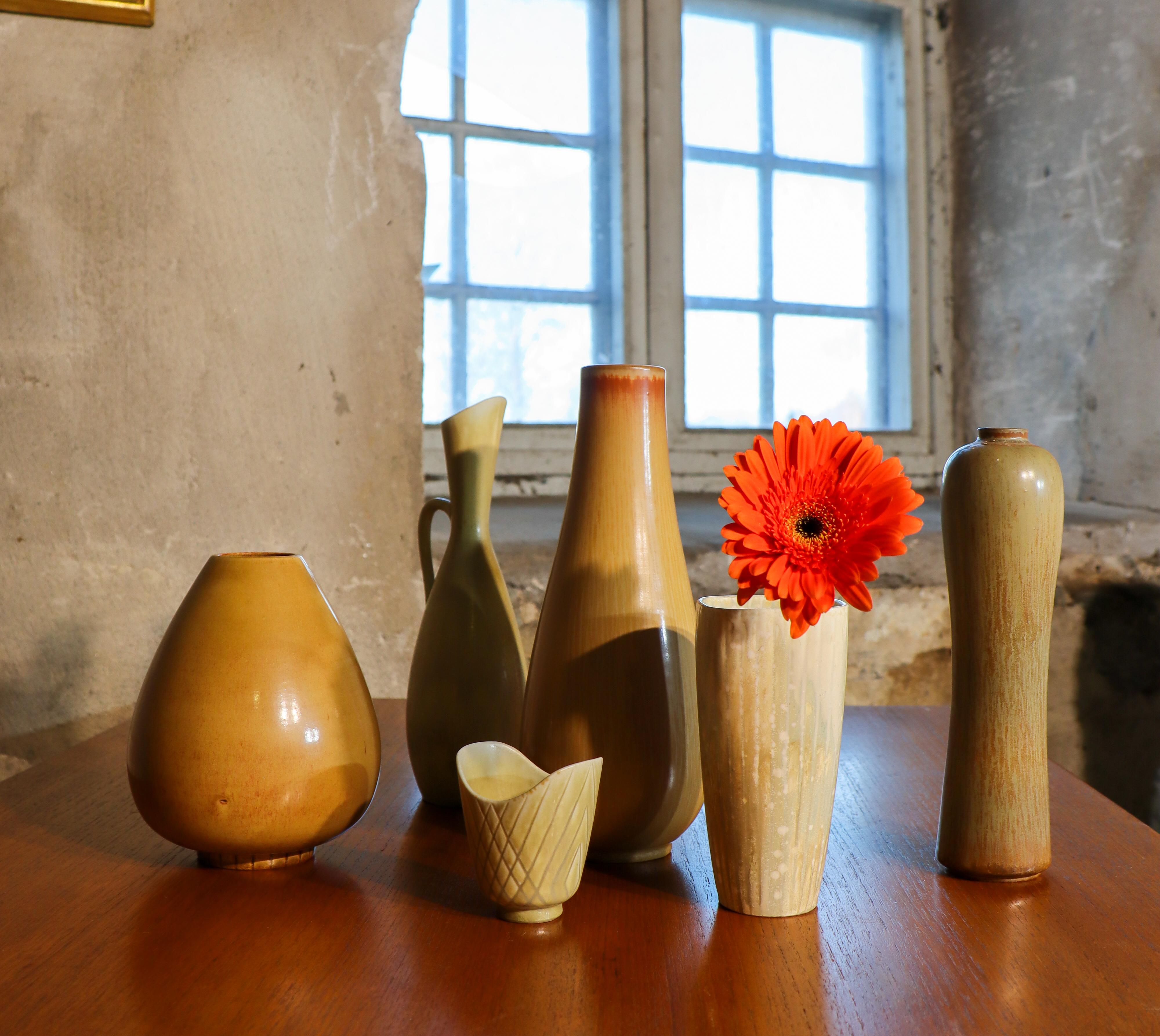 Svedese Vaso in gres giallo, Gunnar Nylund, Rörstrand, 1950-1960 in vendita