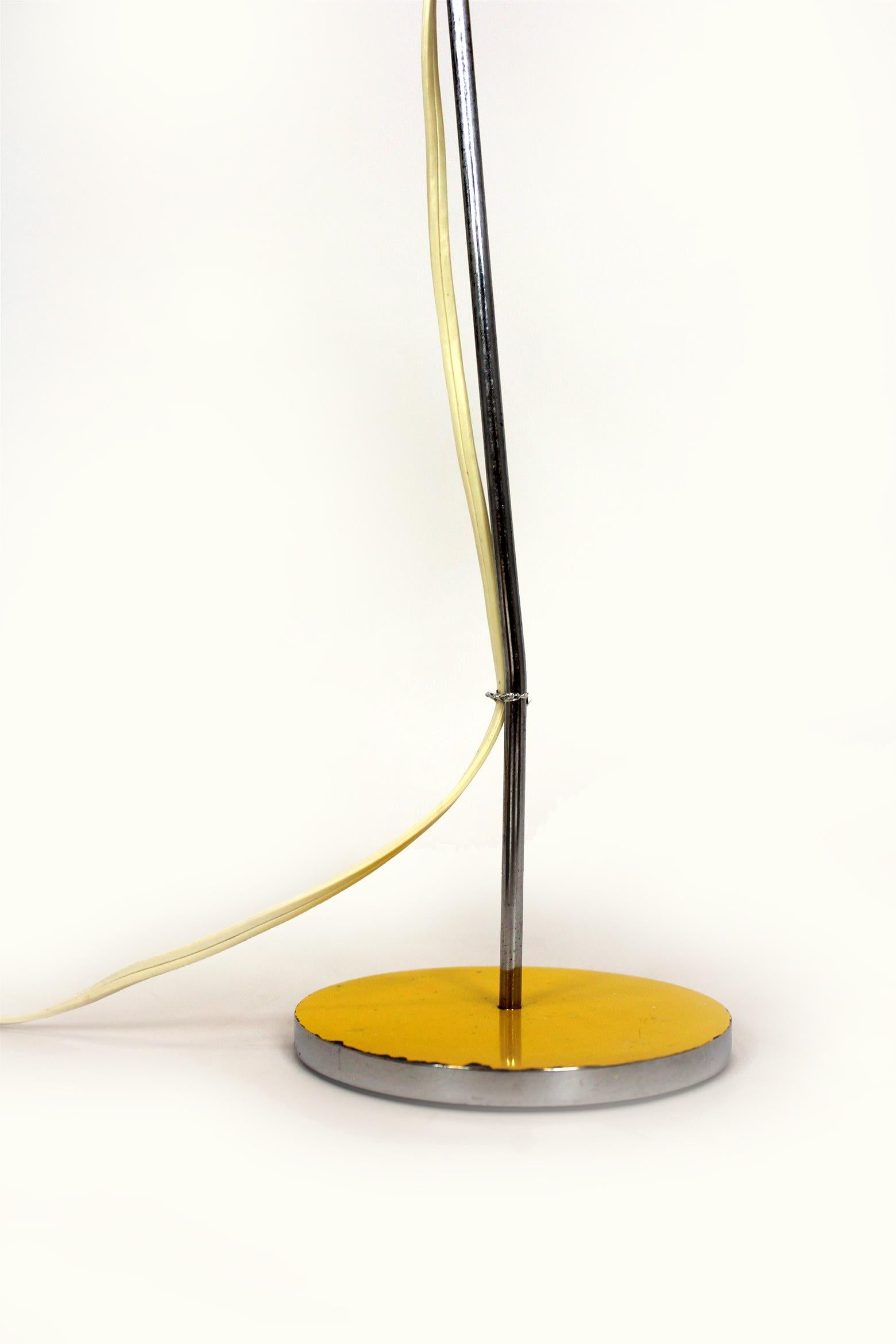 Lampe de table jaune attribuée à Josef Hurka, Lidokov, 1970 en vente 4