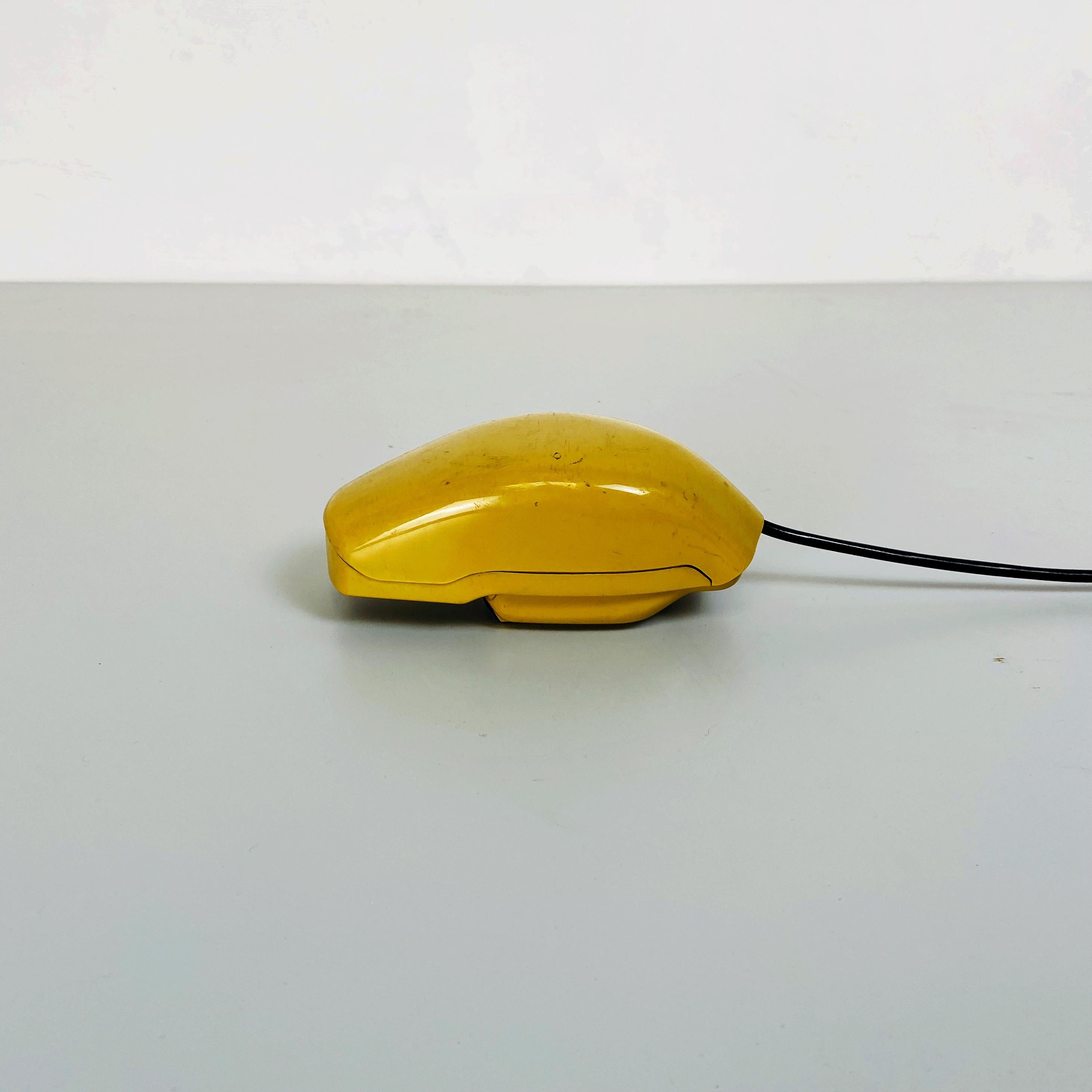 Yellow telephone Grillo by Marco Zanuso and Richard Sapper for Siemens, 1965
Grillo telephone produced in 1965 for Siemens to a design by Marco Zanuso and Richard Sapper. The Telephone won the Compasso d'Oro in 1967 for functionality and