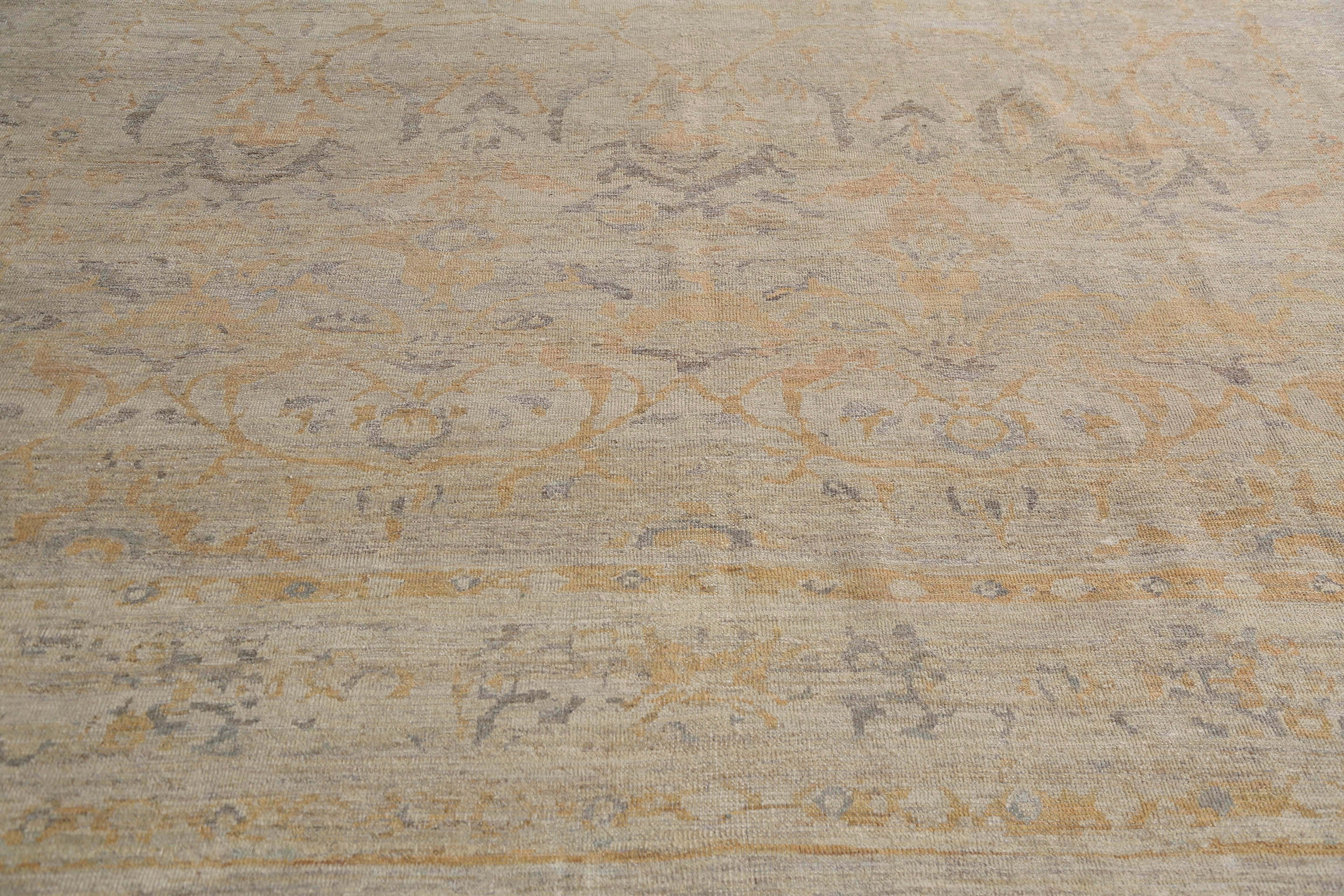 20ième siècle Tapis d'Afghanistan Sultanabad datant d'environ 1990, motif en laine jaune taupe et jaune - 95581 en vente
