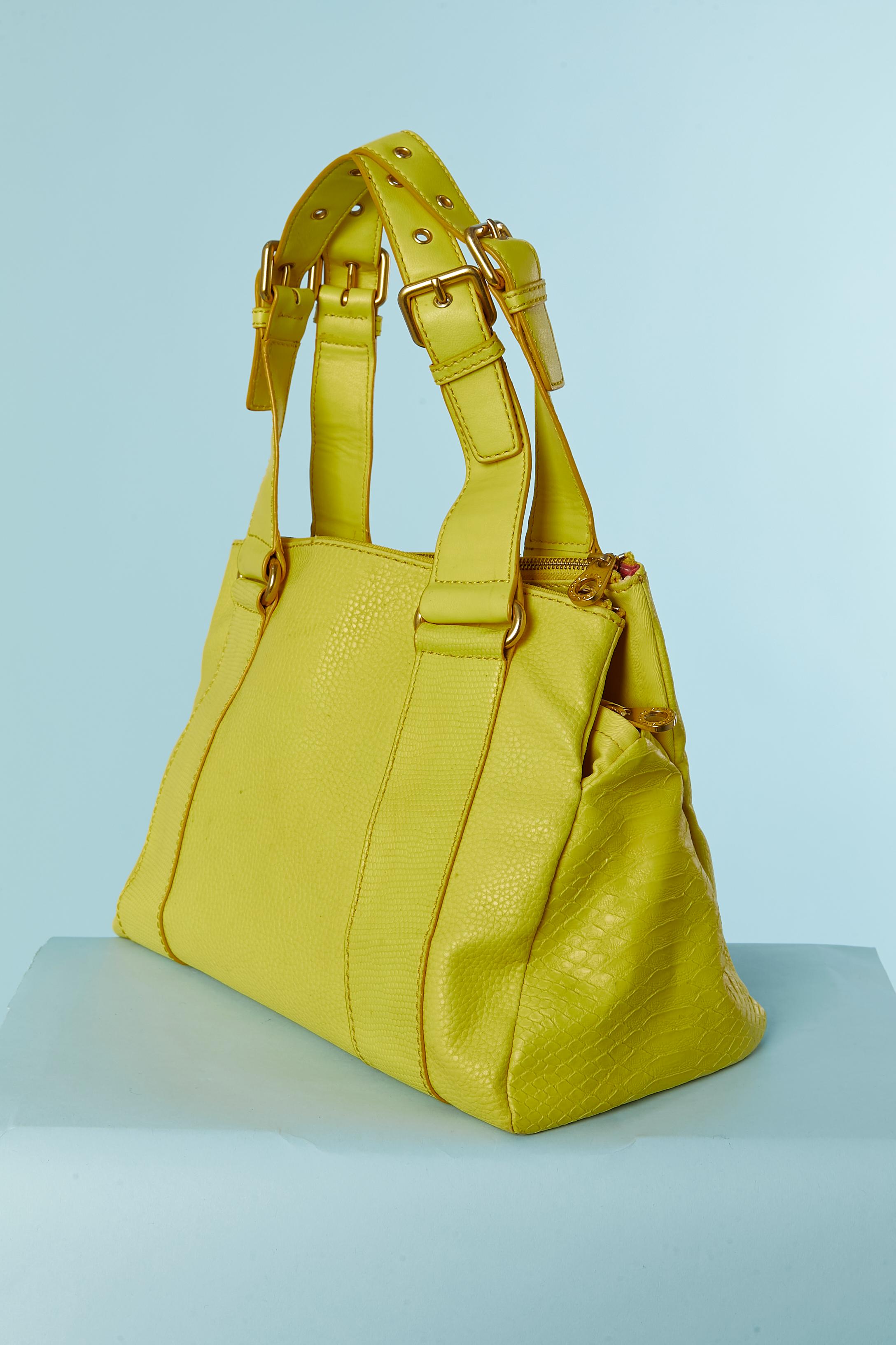 Jaune Sac à poignée jaune en faux cuir MARC BY MARC JACOB en vente