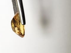 Yellow Topaz with Golden Hints, 2.93ct Oval - Brilliant!