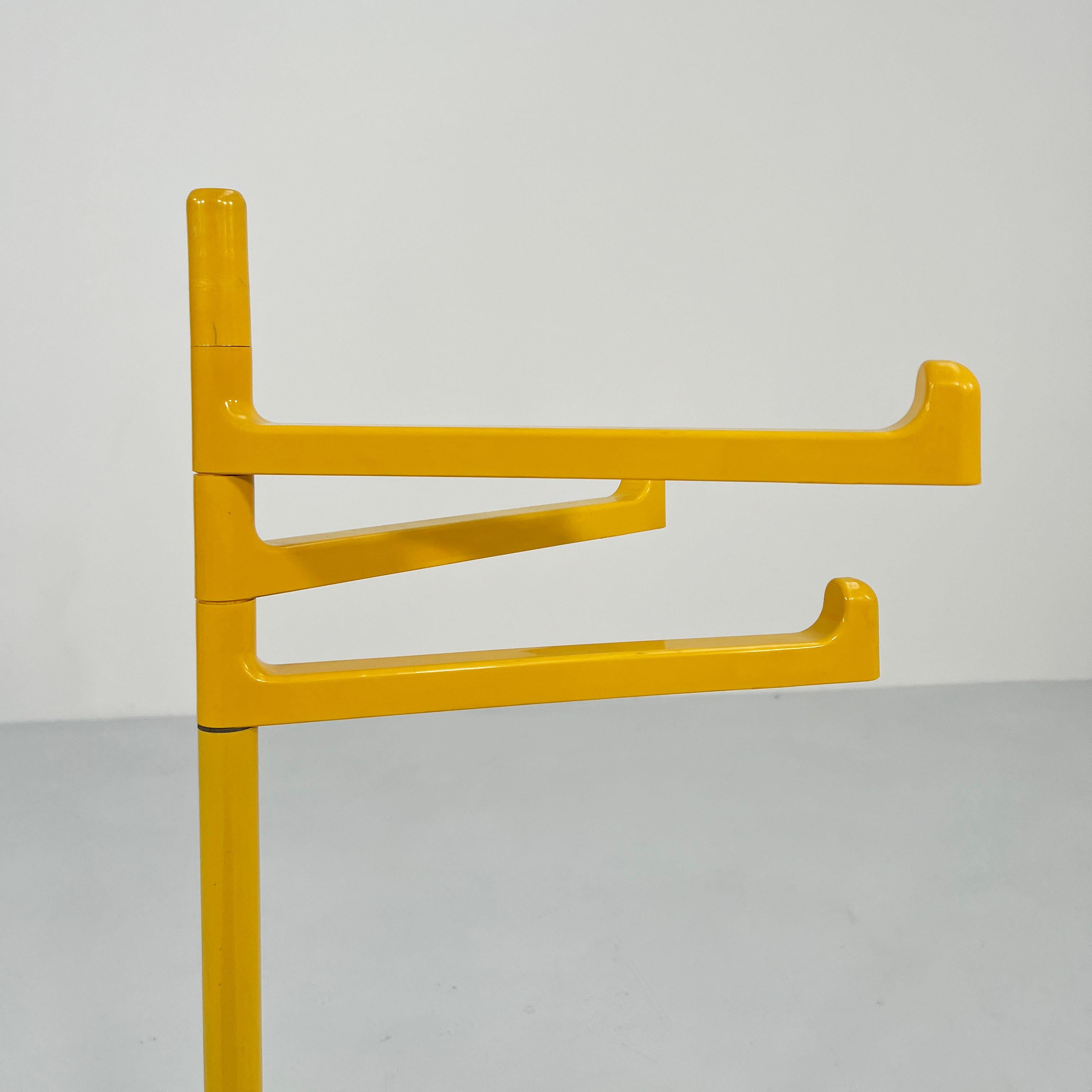 Porte-serviettes jaune de Makio Hasuike pour Gedy, années 1970 Bon état à Ixelles, Bruxelles