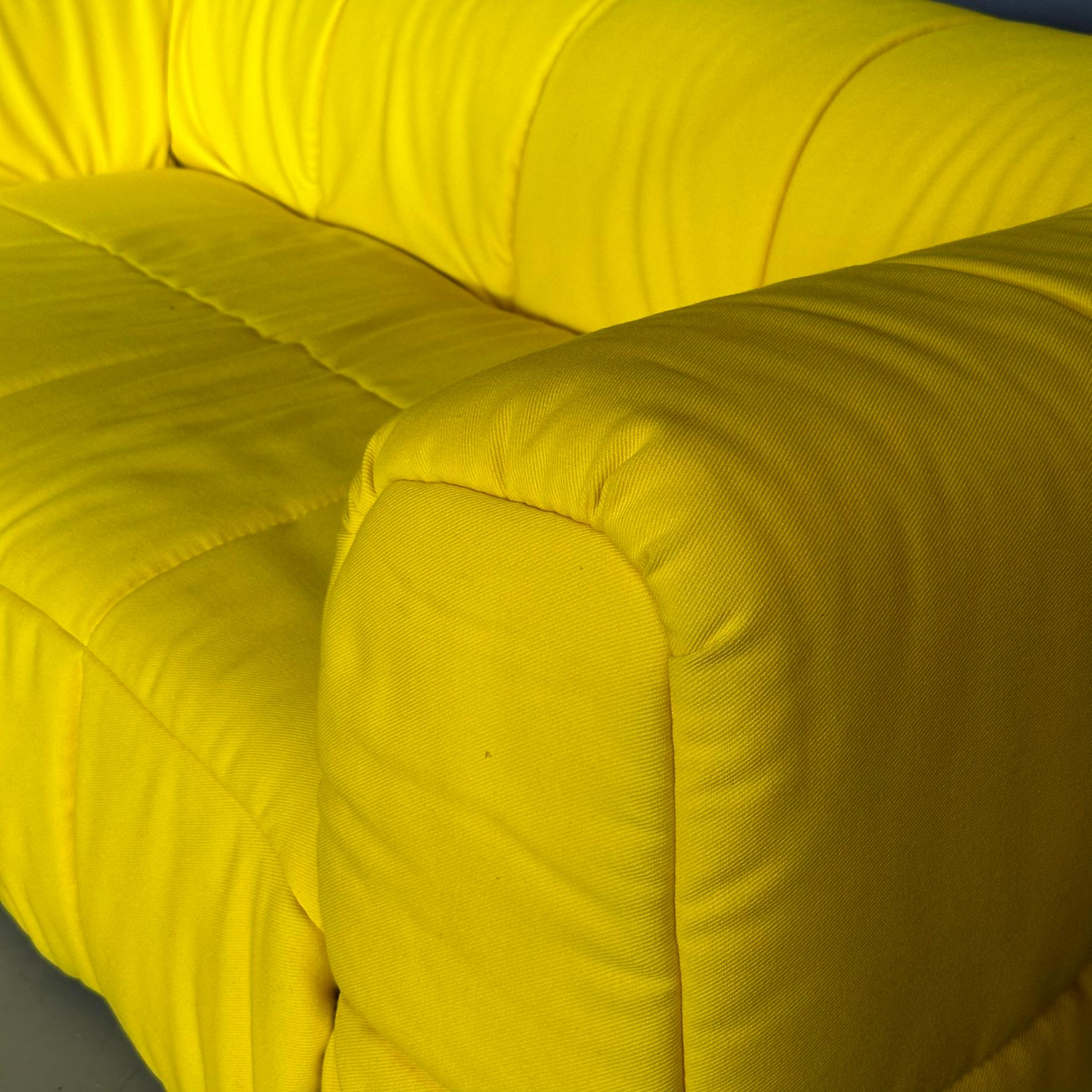 Yellow two-seater sofa 'Strips' collection design by Cini Boeri for Arflex 1