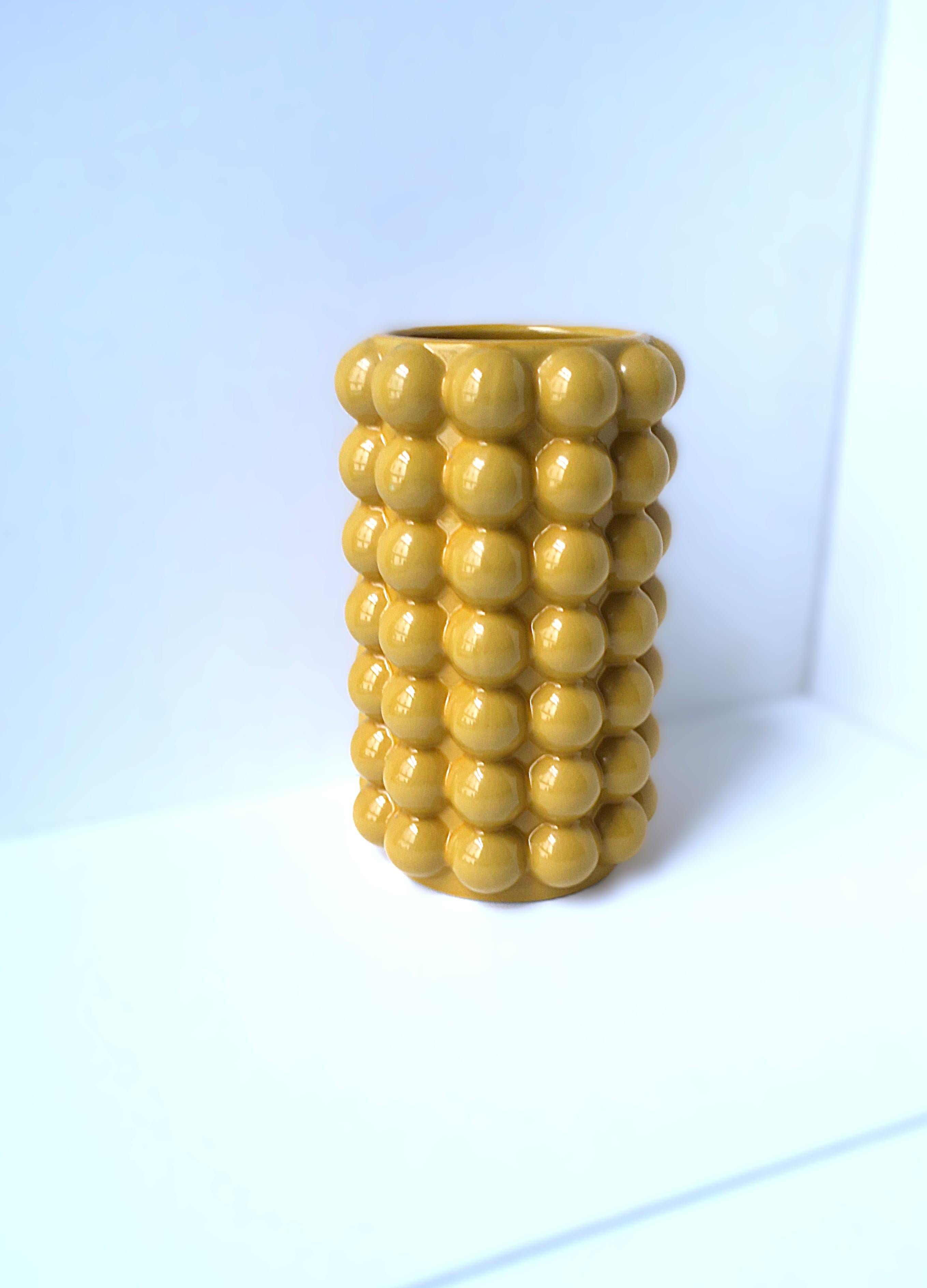XXIe siècle et contemporain Vase jaune Sphère de boules design moderne déco en vente