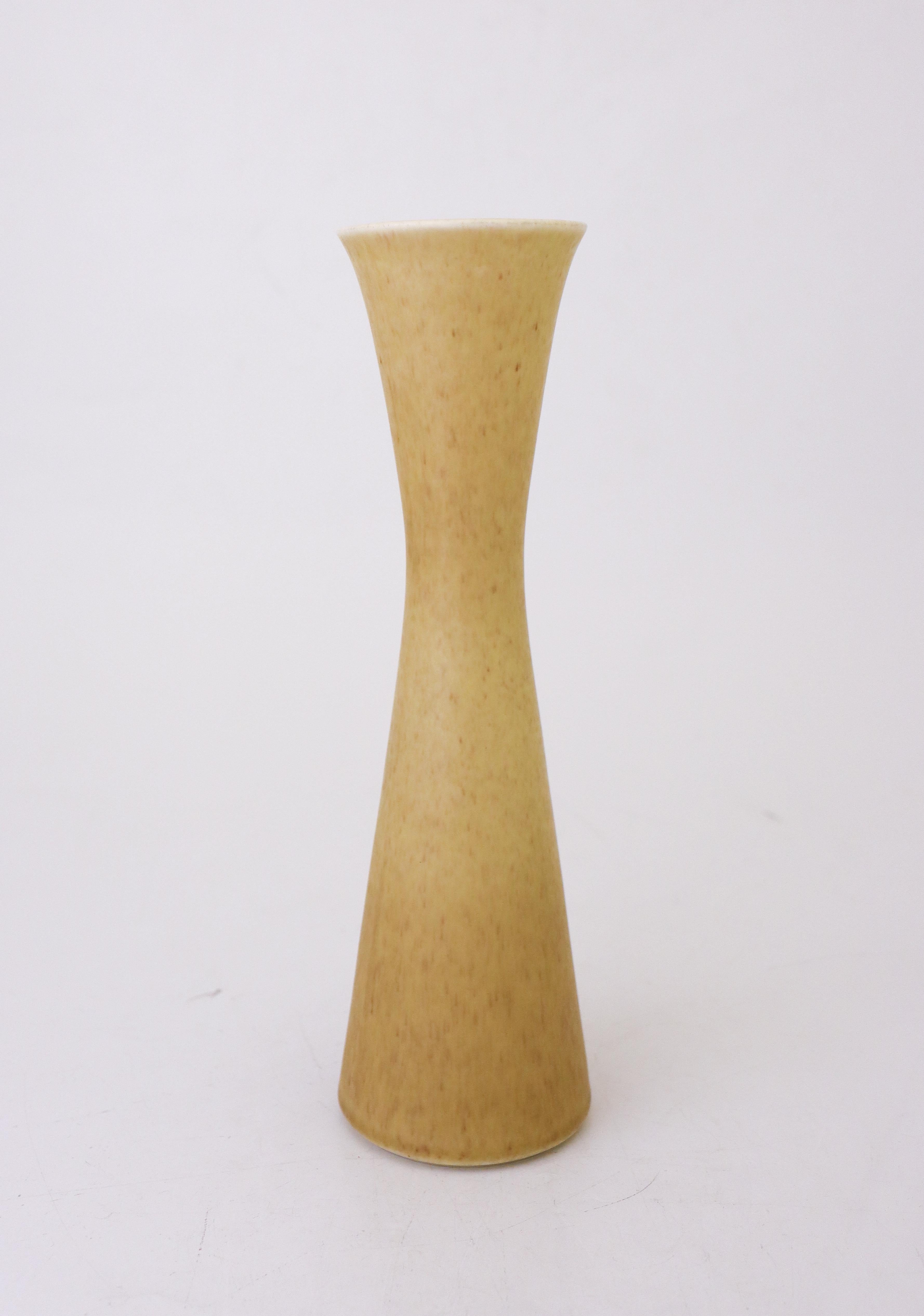 Scandinavian Modern Yellow Vase, Gunnar Nylund, Rörstrand, Scandinavian Midcentury Vintage For Sale