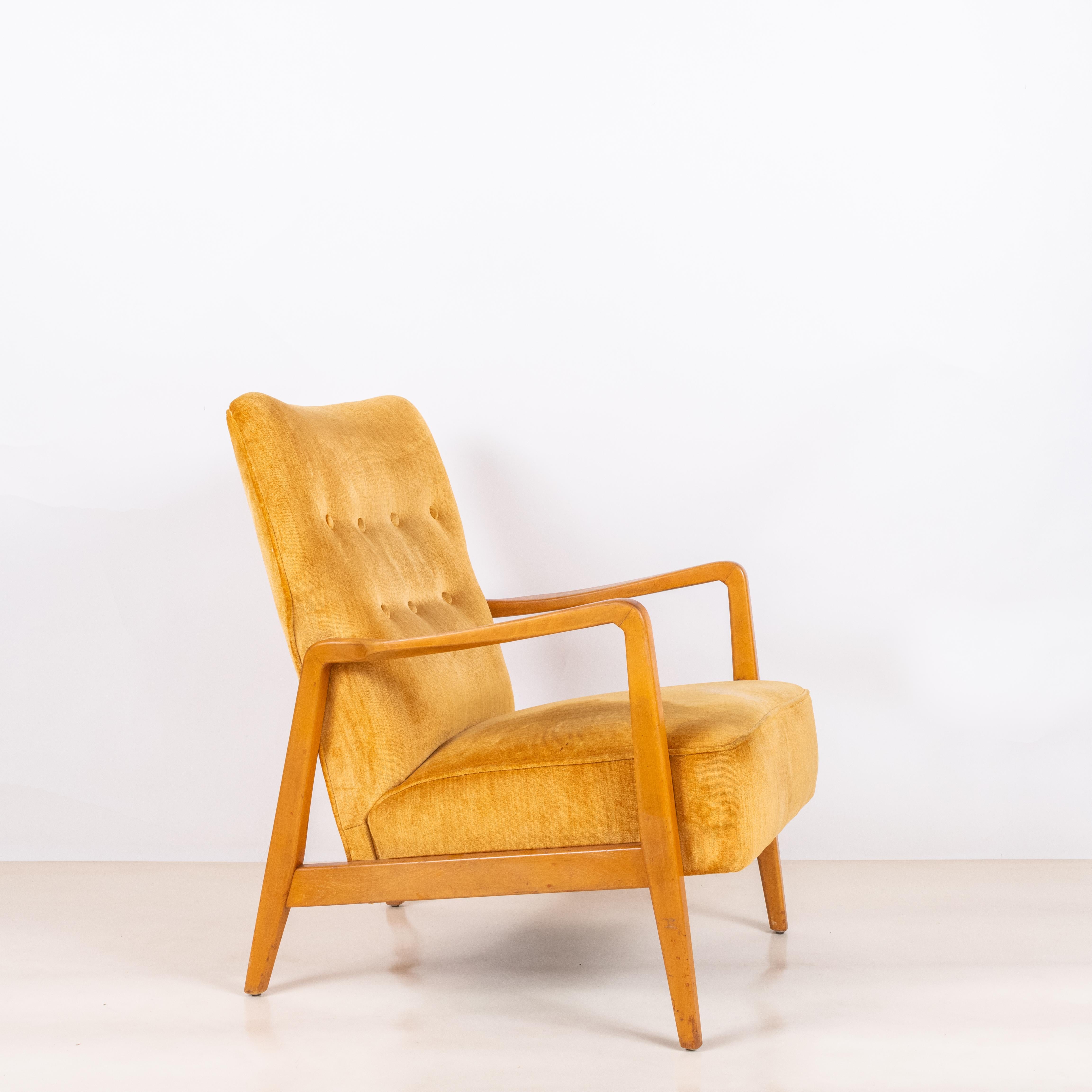 Mid-Century Modern Fauteuil américain du milieu du siècle en velours jaune dans le style de Jens Risom en vente