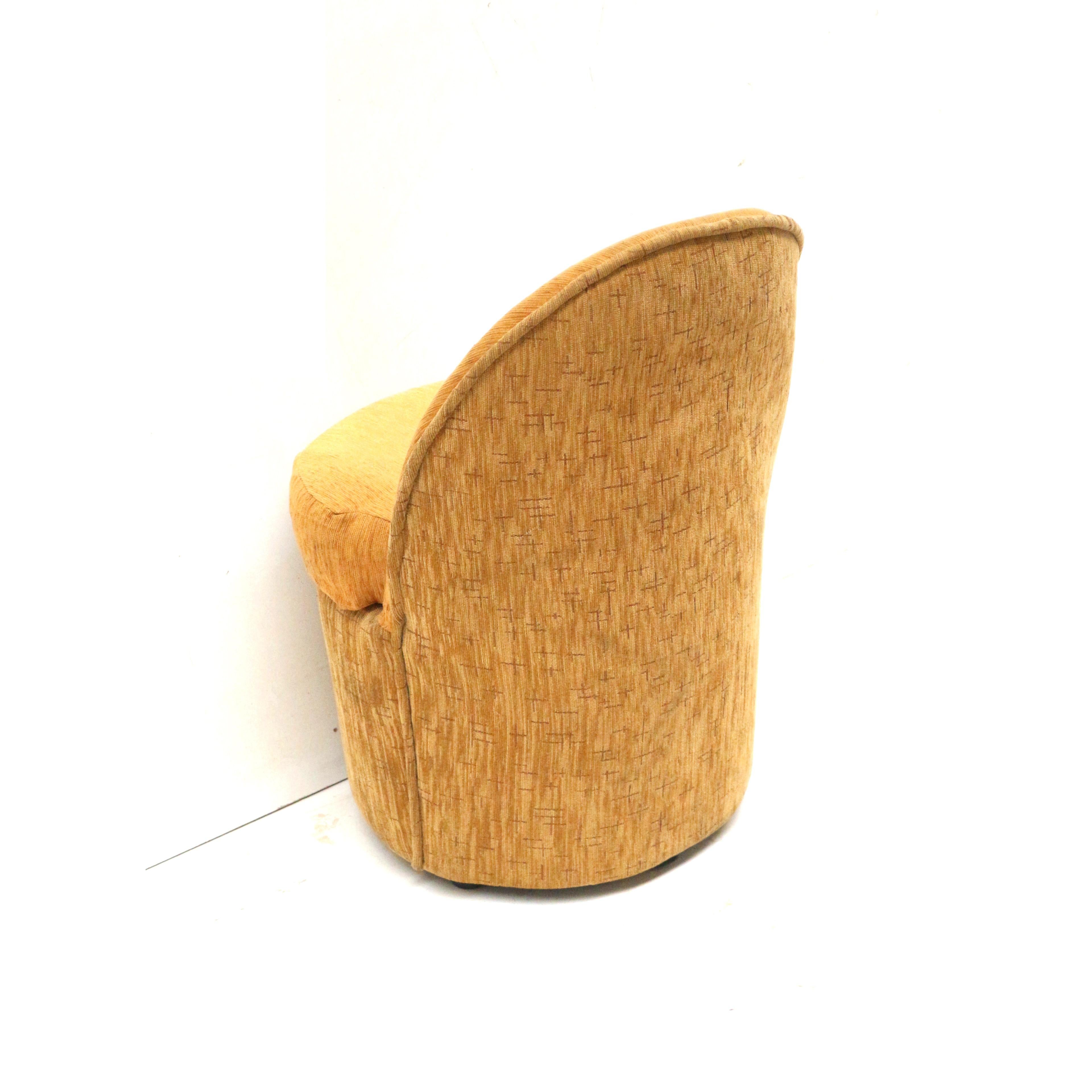 Yellow vintage armchair with storage space made in the 70s For Sale 2