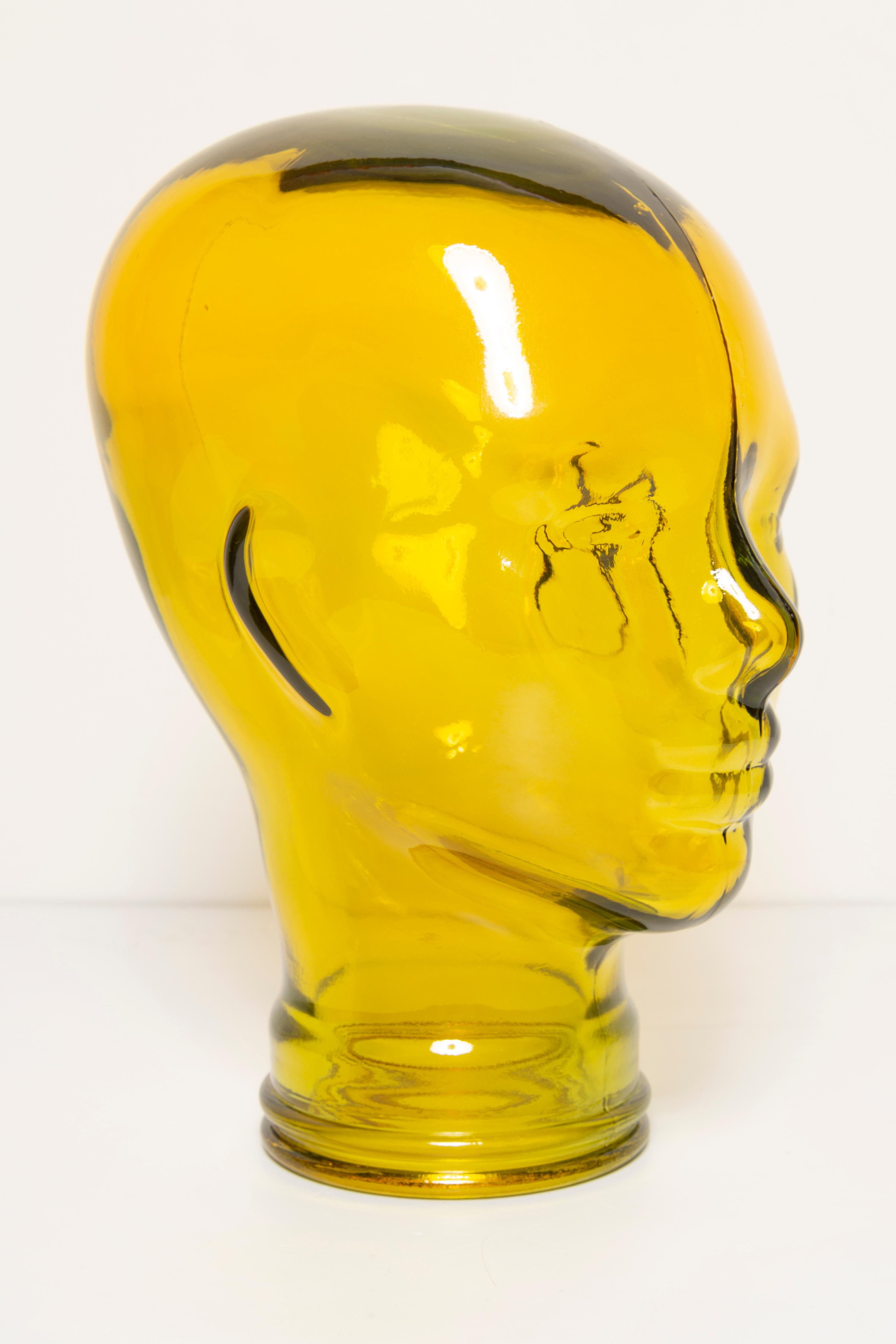 Yellow Vintage Decorative Mannequin Glass Head Sculpture, 1970s, Germany In Good Condition In 05-080 Hornowek, PL