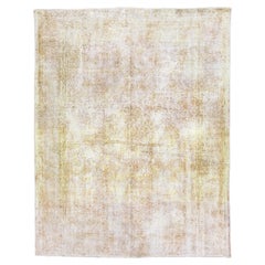 Tappeto di lana giallo vintage sovratinto fatto a mano con disegno alllover