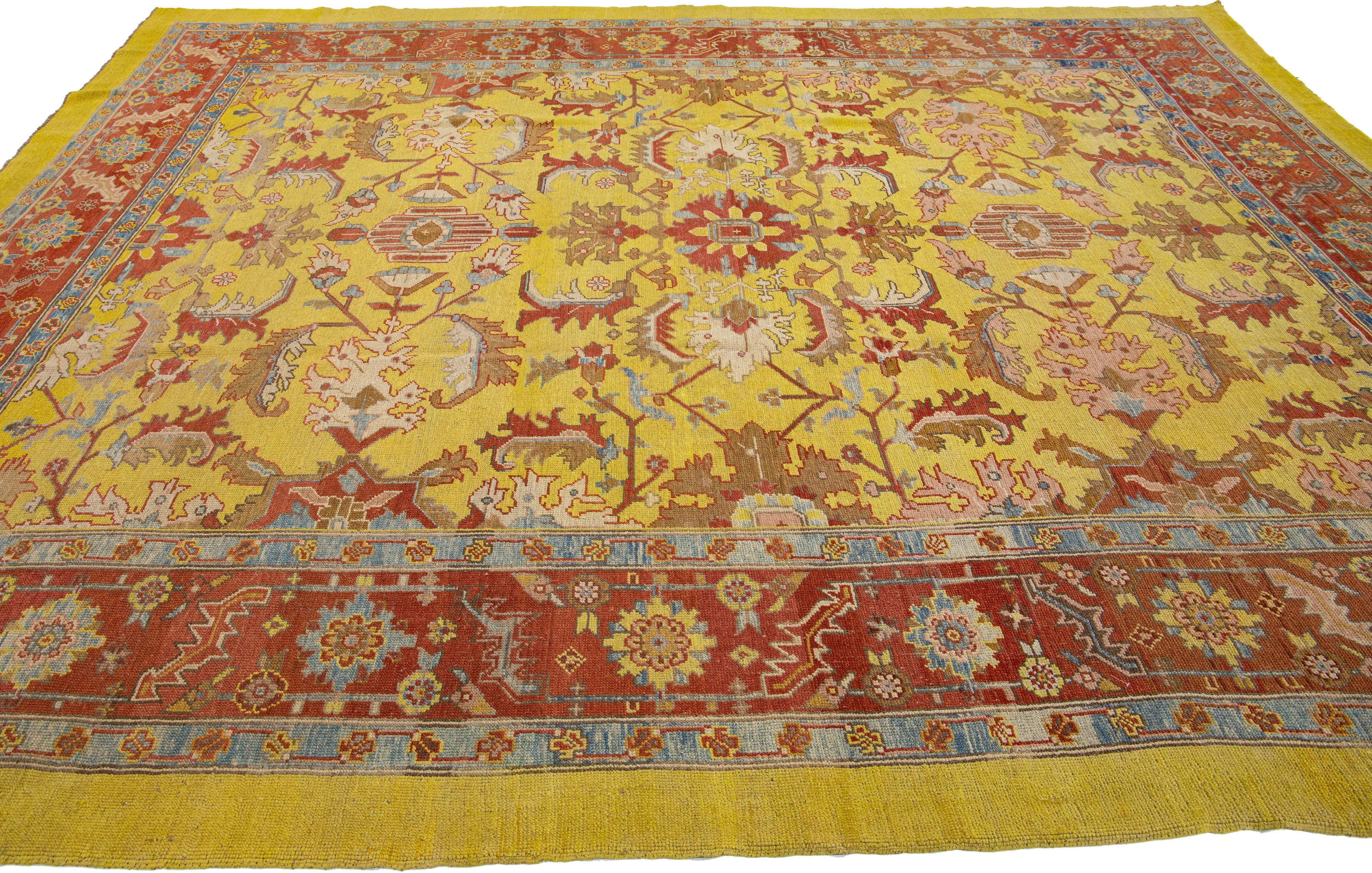 Tapis en laine tribal jaune vintage Bakshaish fait à la main Excellent état - En vente à Norwalk, CT