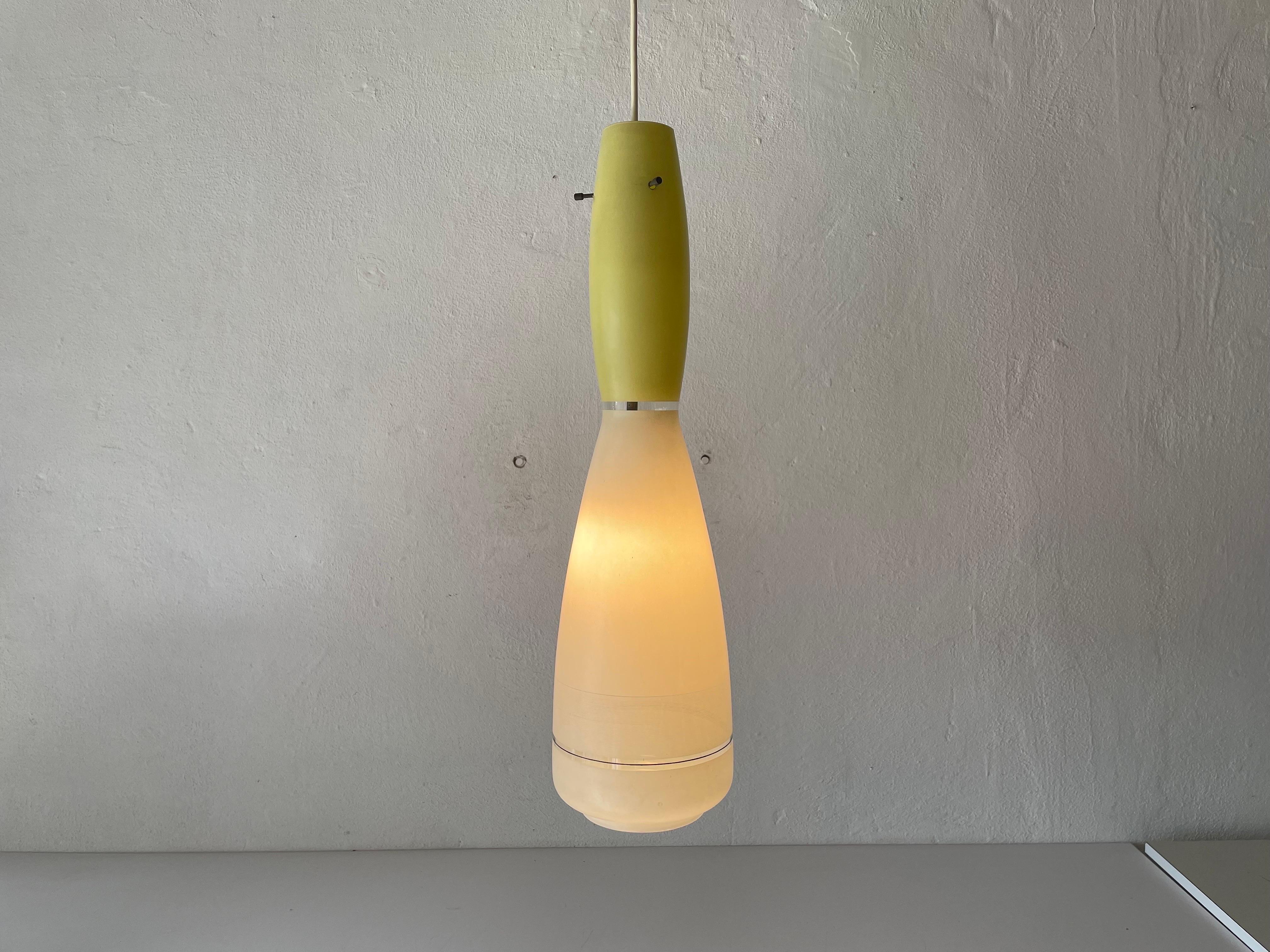 Yellow & White Glass Large Pendant Lamp, in Style of Vistosi, 1960s, Italy For Sale 2