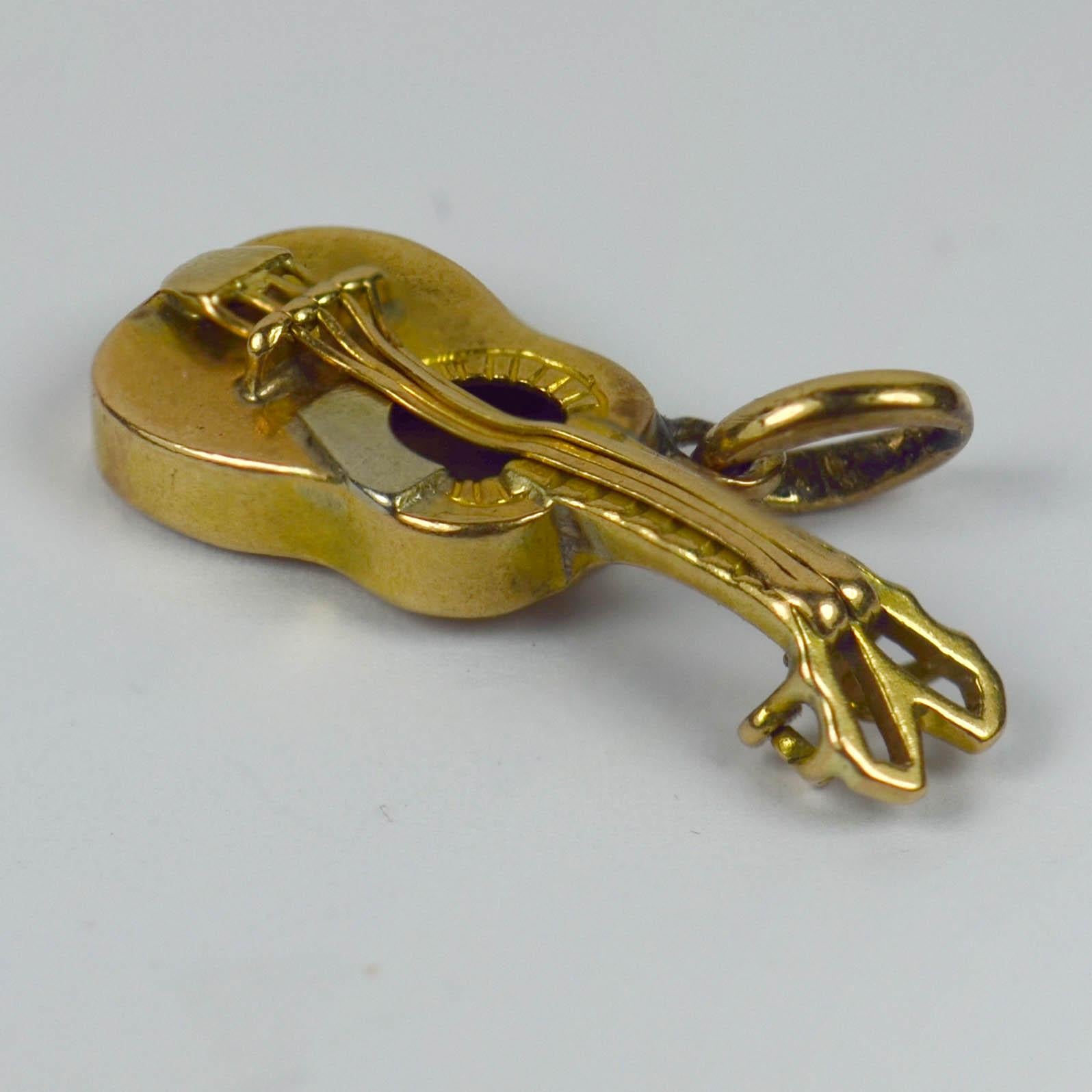 Yellow White Gold Guitar Charm Pendant In Good Condition In London, GB
