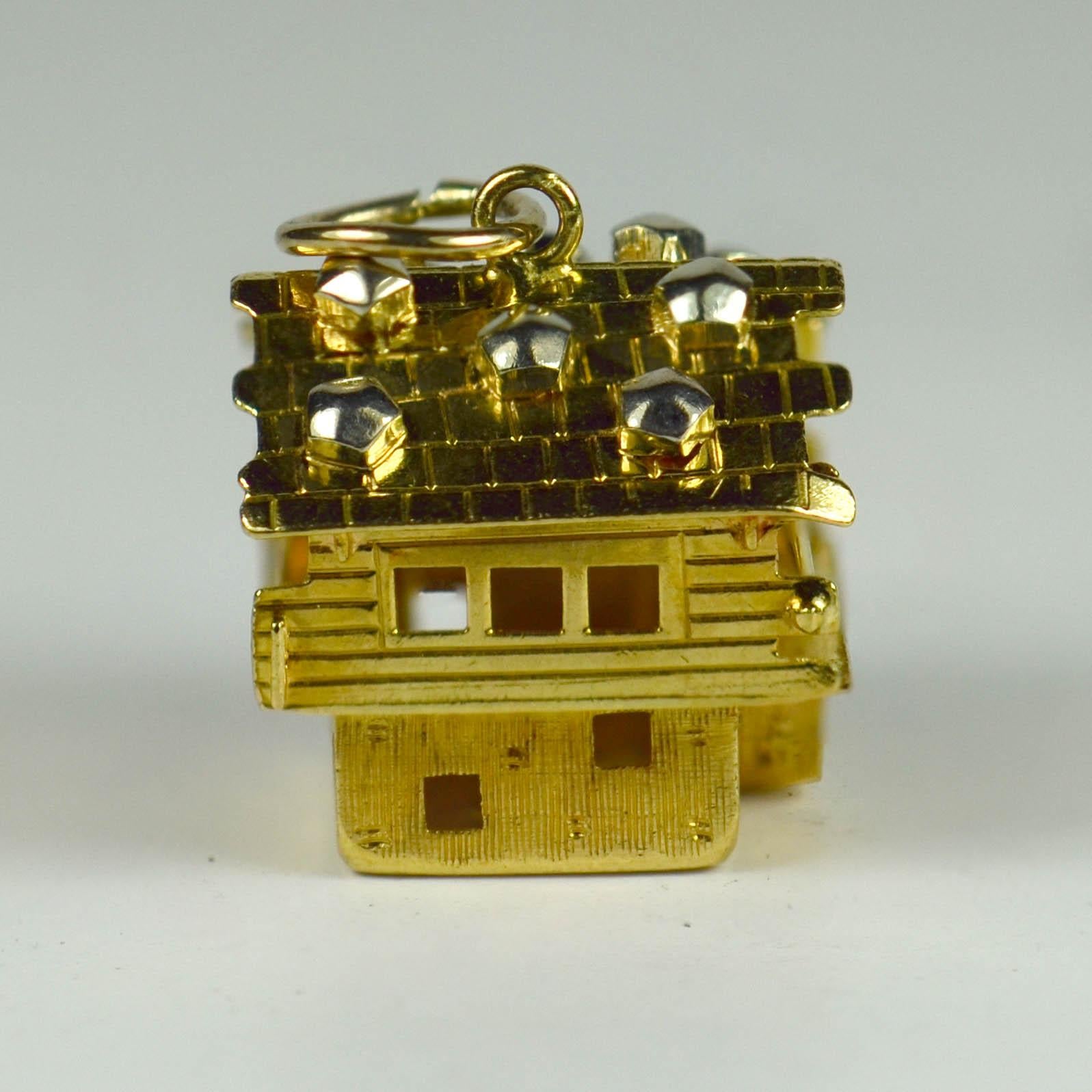 Yellow White Gold Ski Chalet Lodge Charm Pendant In Good Condition In London, GB