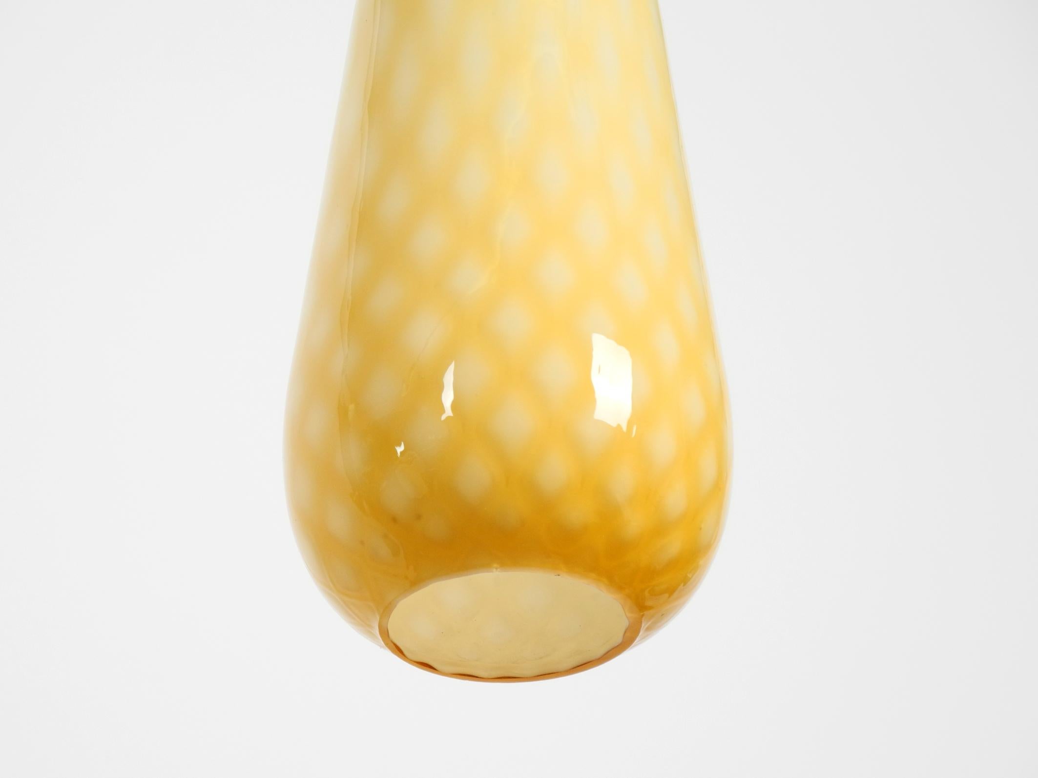 Yellow and White Italian Midcentury Murano Glass Pendant Lamp in Rare Design In Good Condition For Sale In München, DE